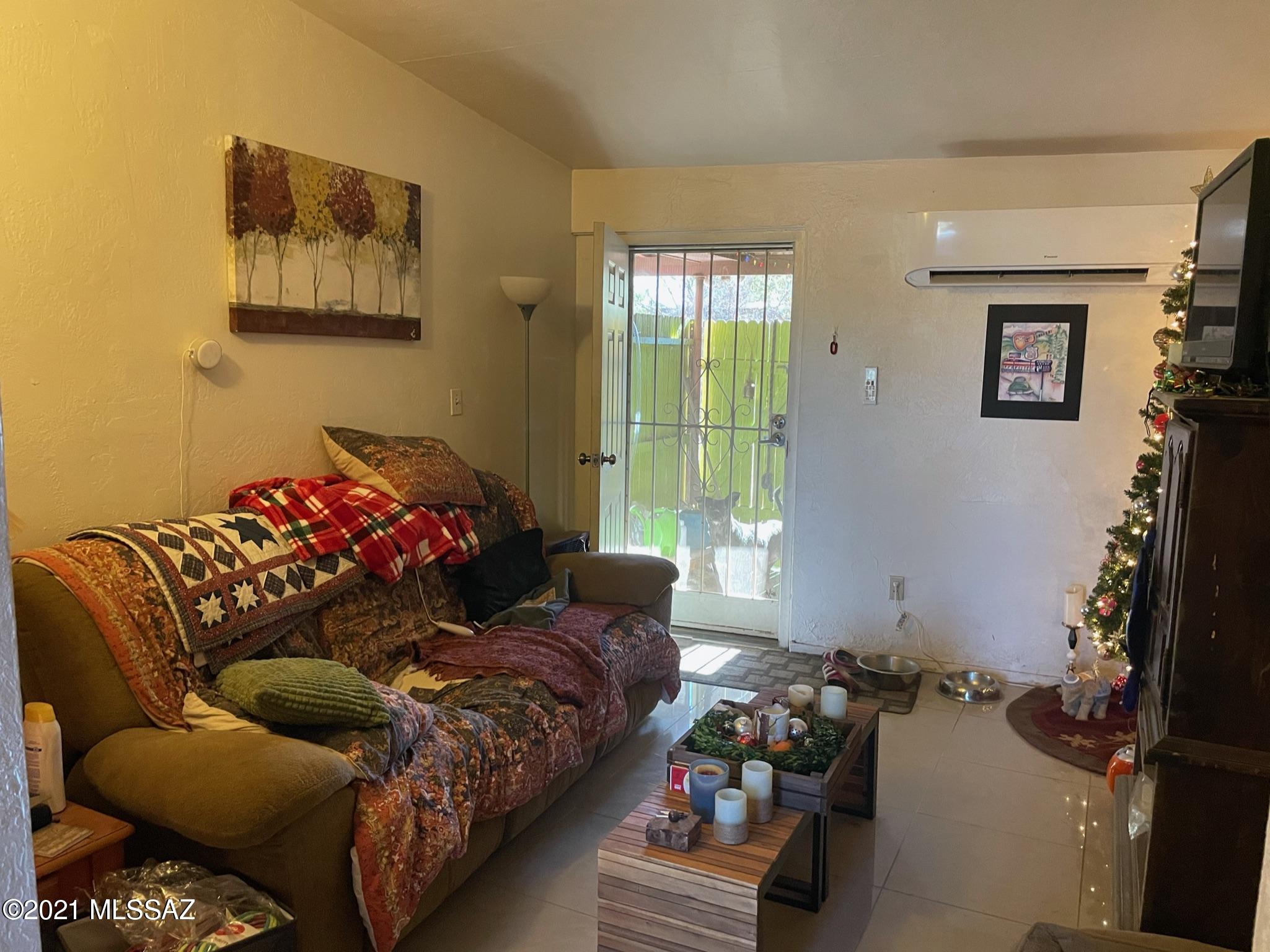 El Cerrito Est - Residential Income