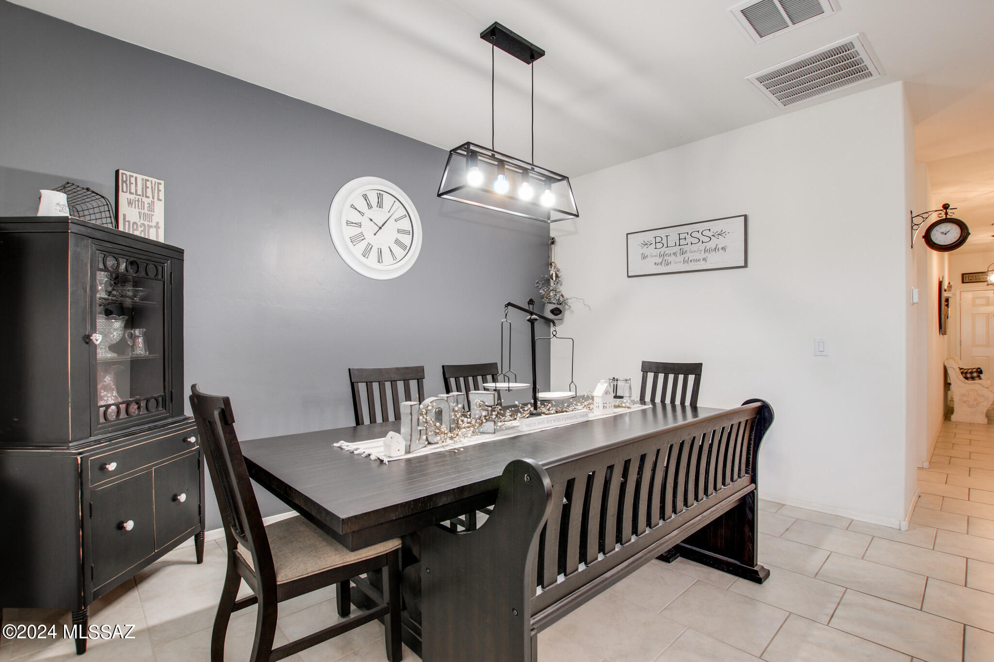 Saguaro Bloom SQ20180540069 - Residential