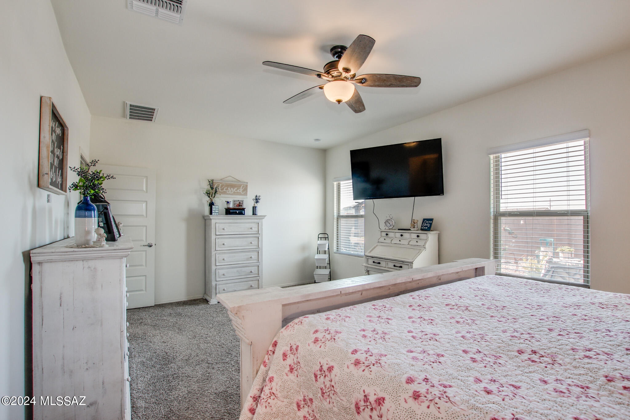 Saguaro Bloom SQ20180540069 - Residential