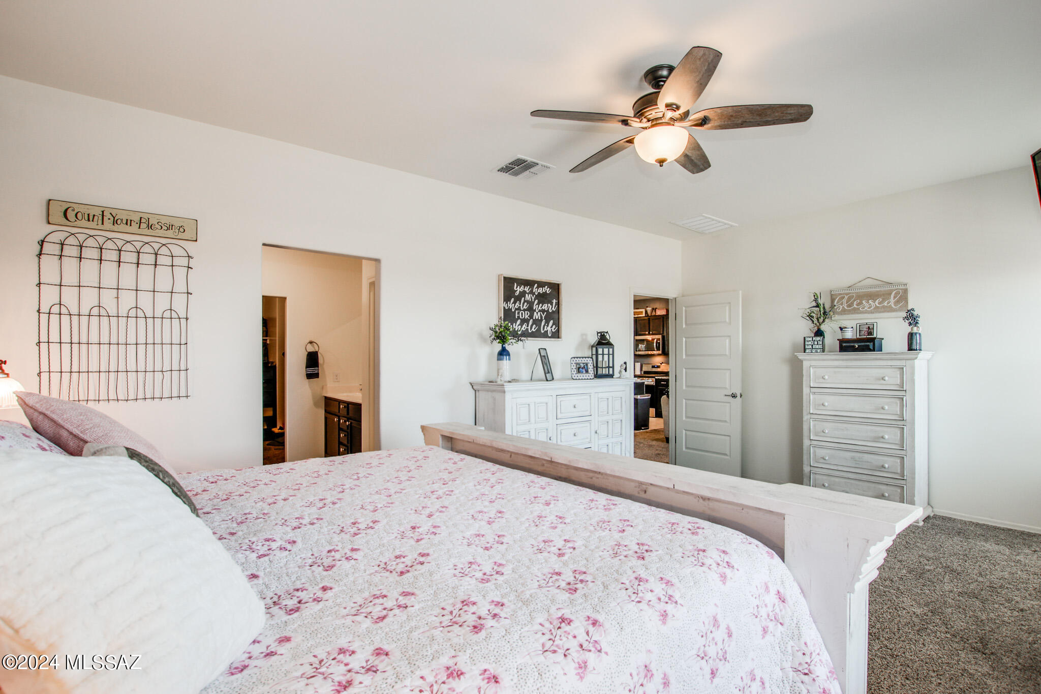 Saguaro Bloom SQ20180540069 - Residential