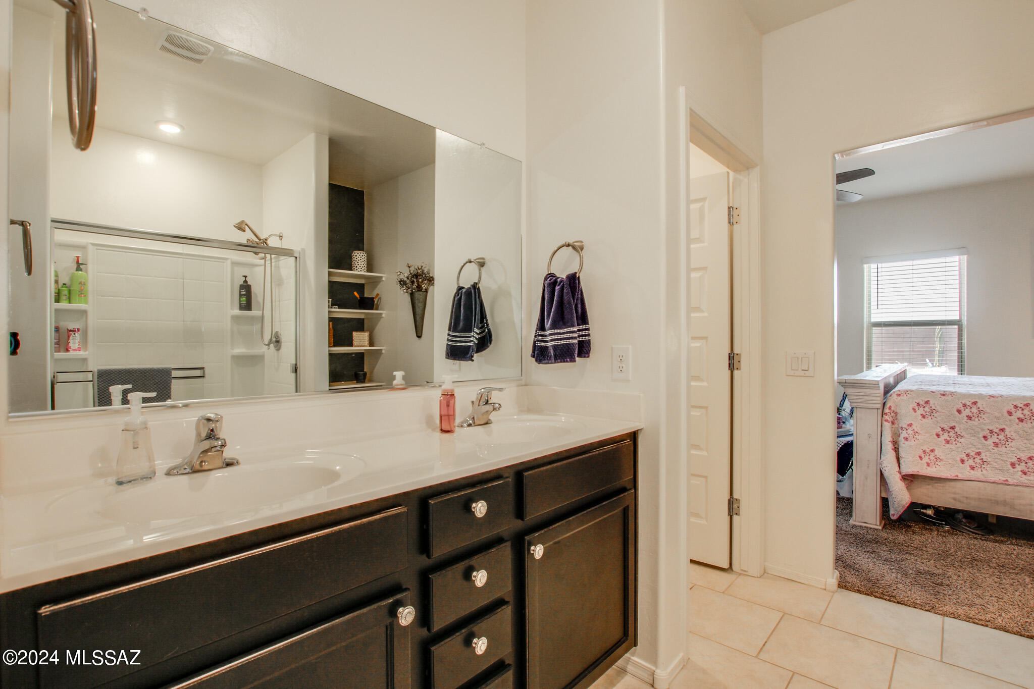 Saguaro Bloom SQ20180540069 - Residential
