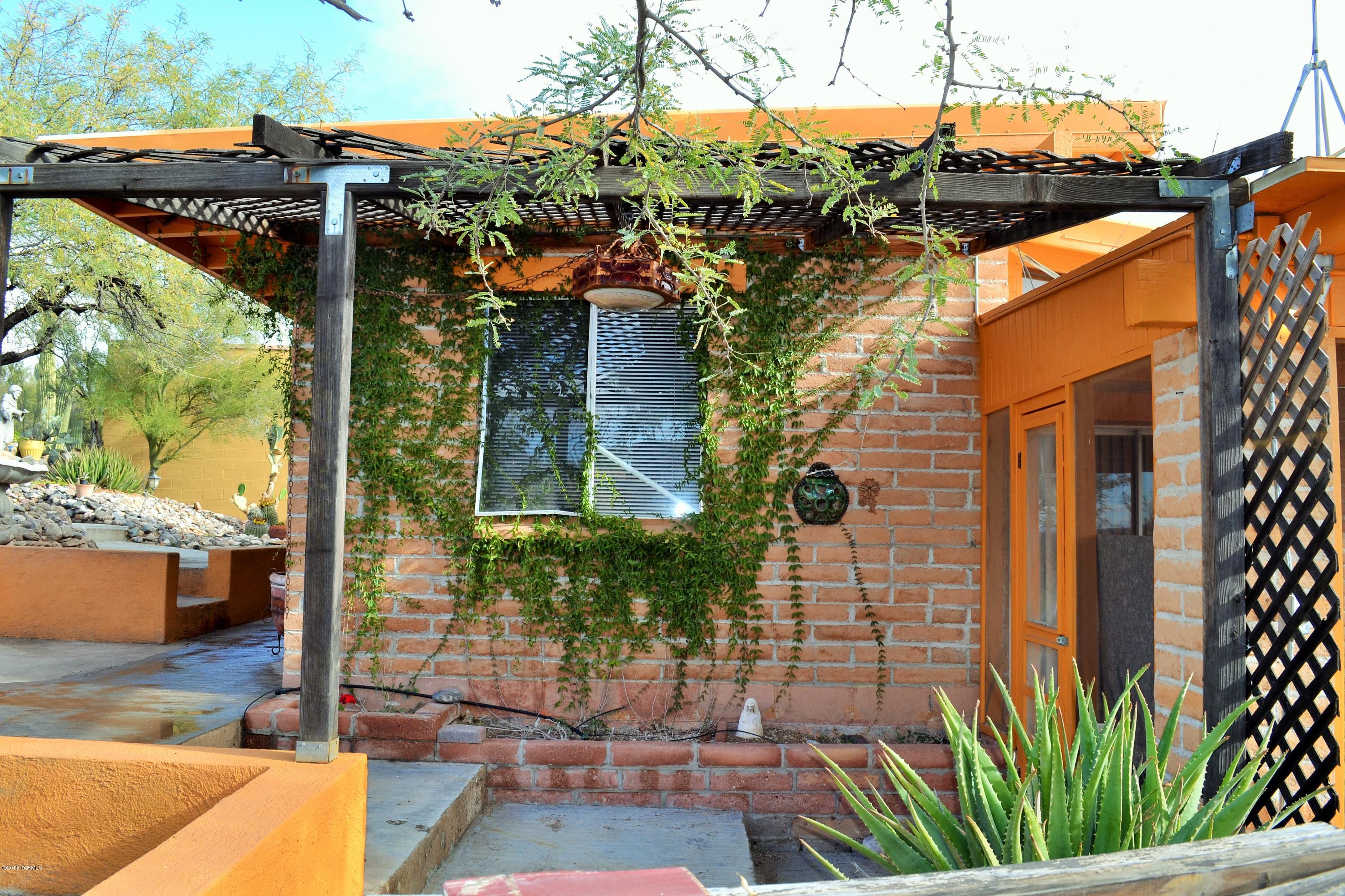 River House Canyon Estates (1-17) - Residential