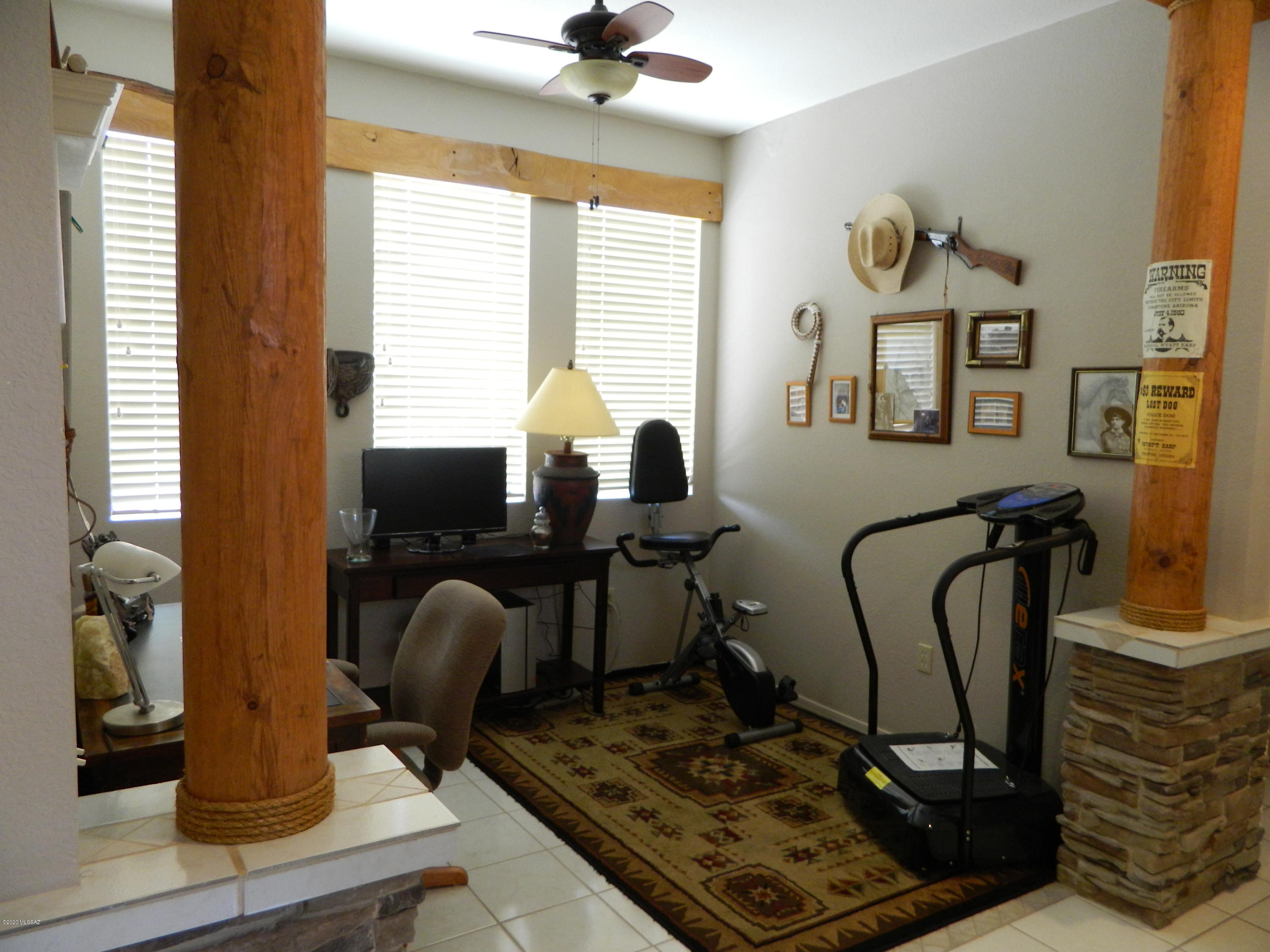 San Ignacio Heights (93-135) - Residential