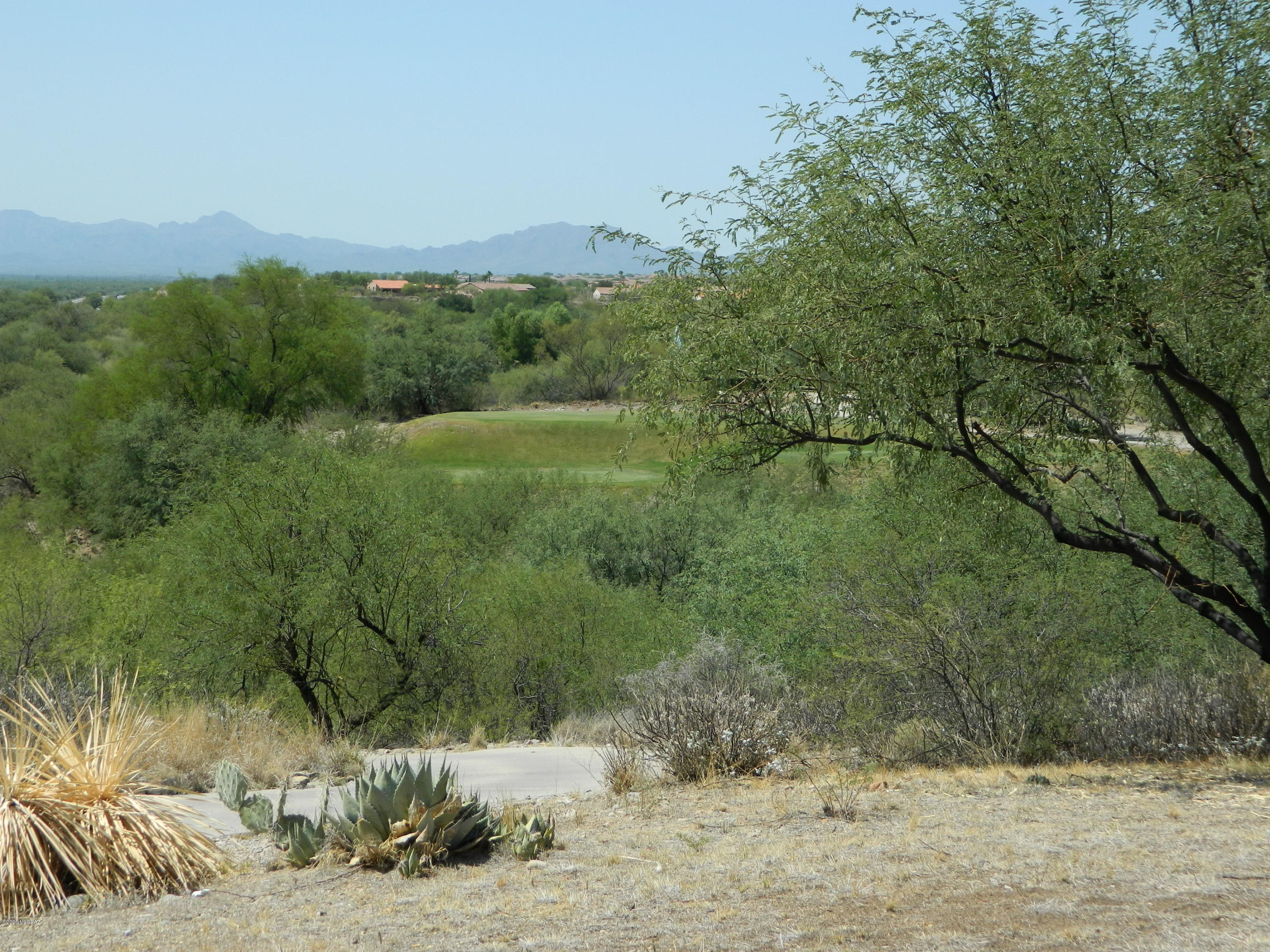 San Ignacio Heights (93-135) - Residential