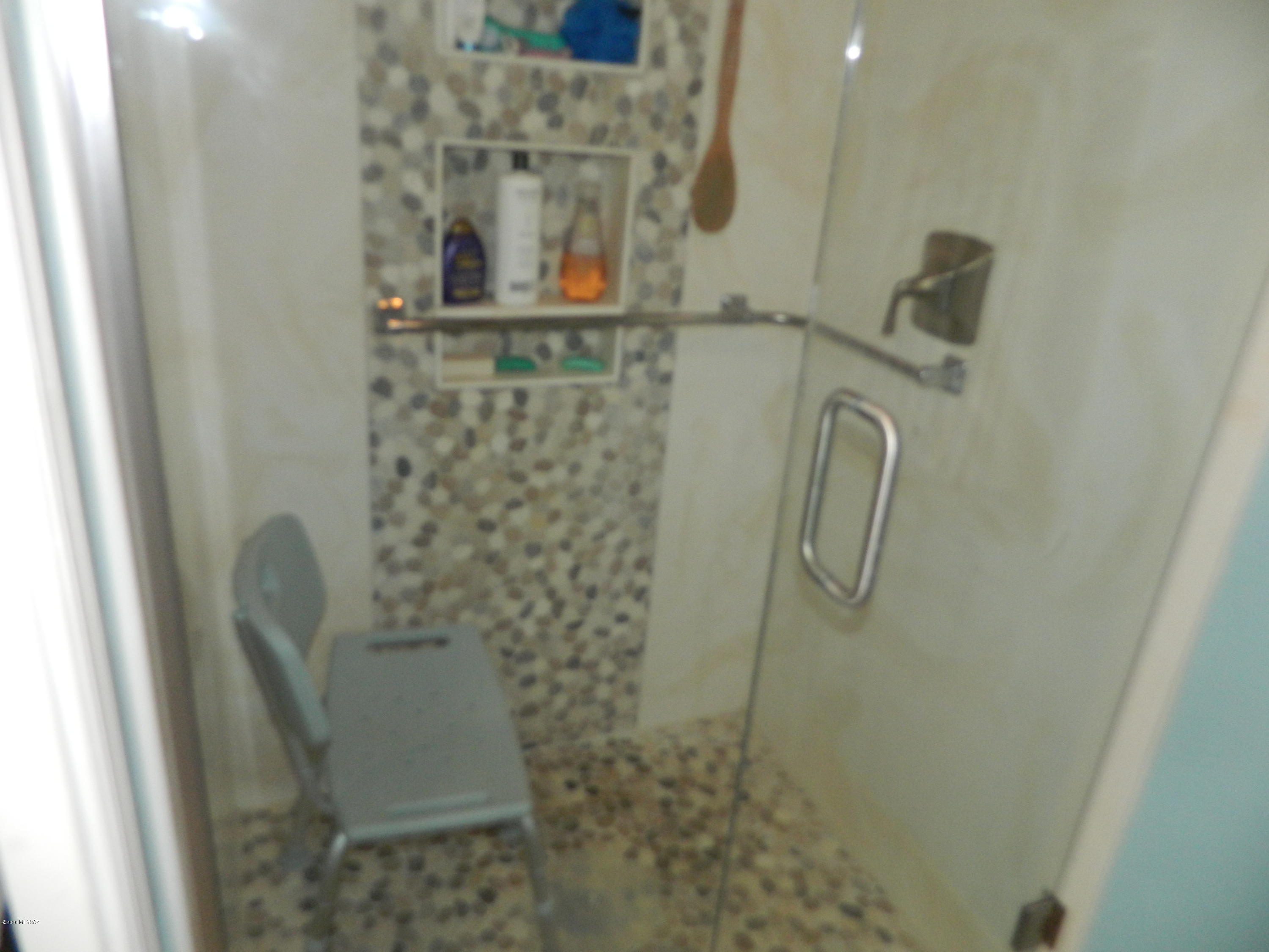 San Ignacio Heights (93-135) - Residential