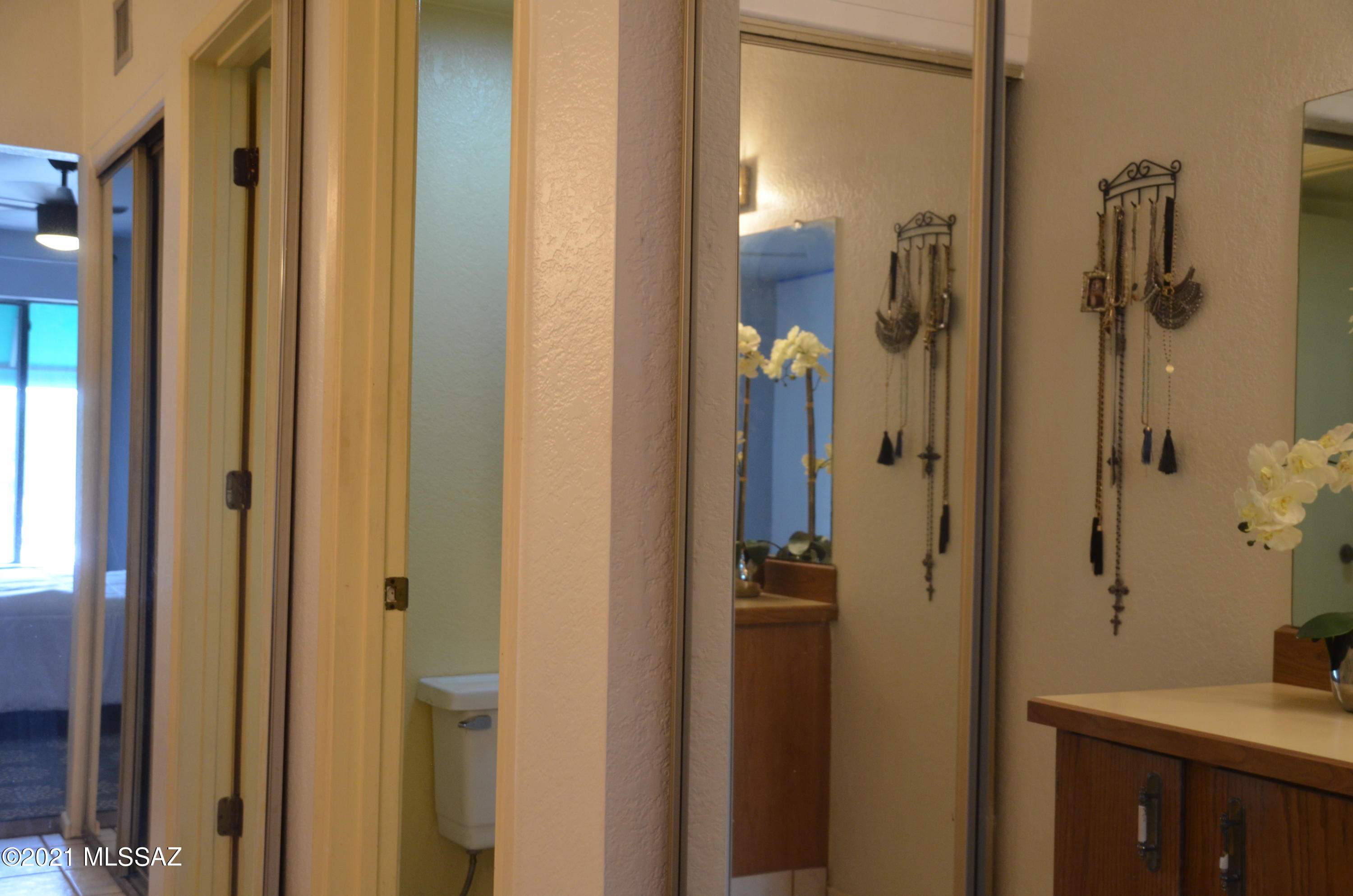Summertree Condominiums (1-224) - Residential