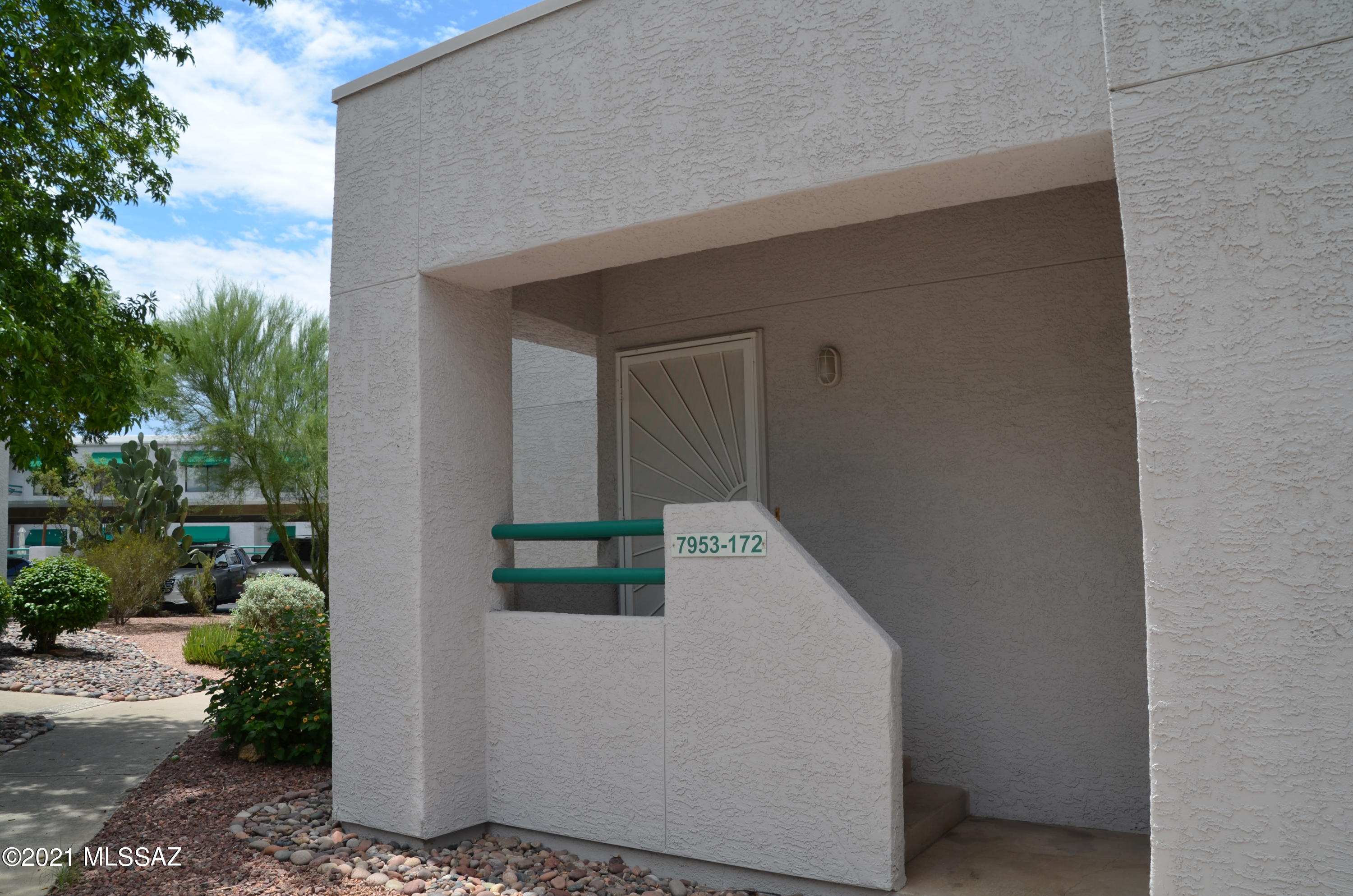 Summertree Condominiums (1-224) - Residential
