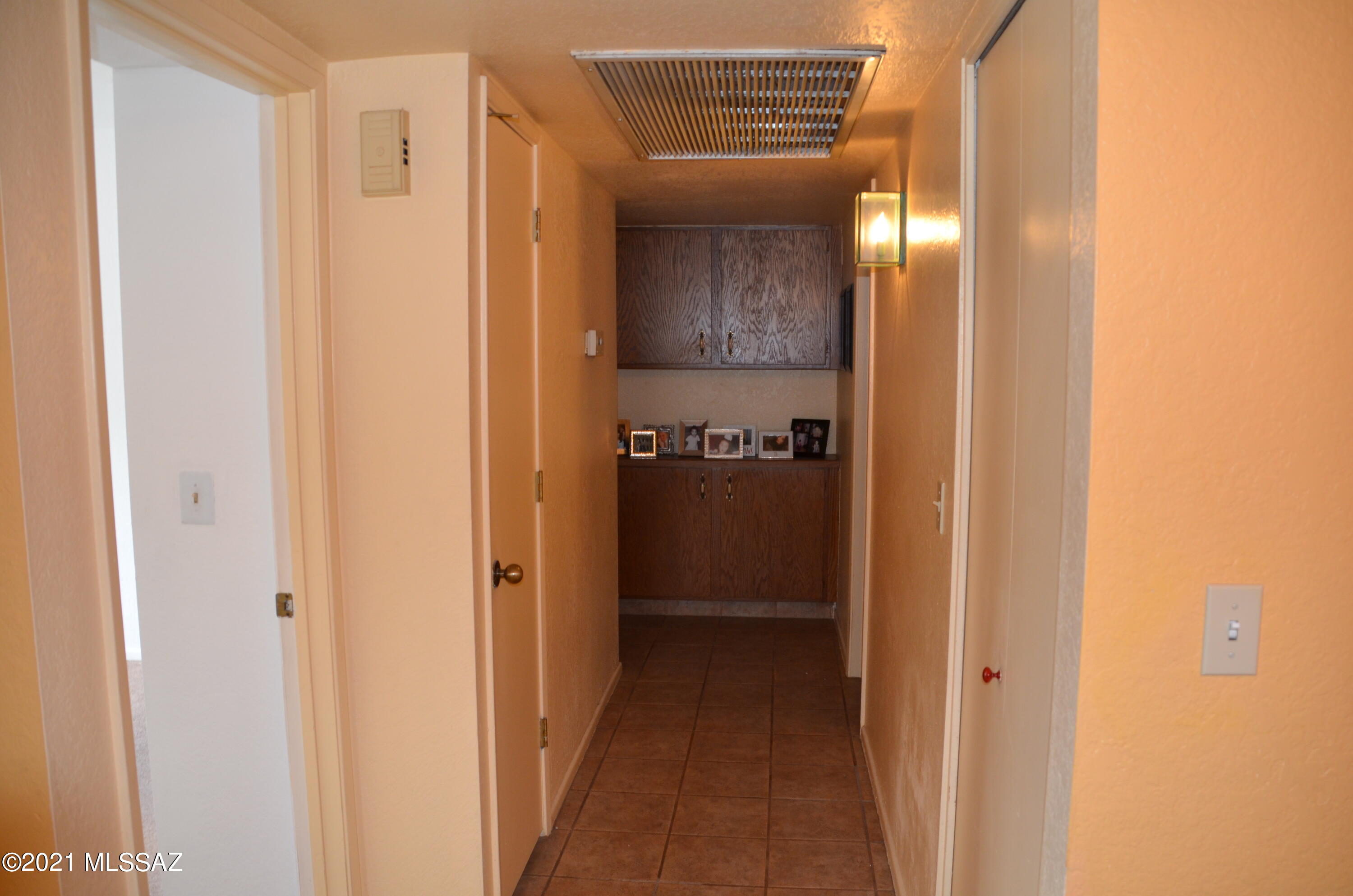 Summertree Condominiums (1-224) - Residential