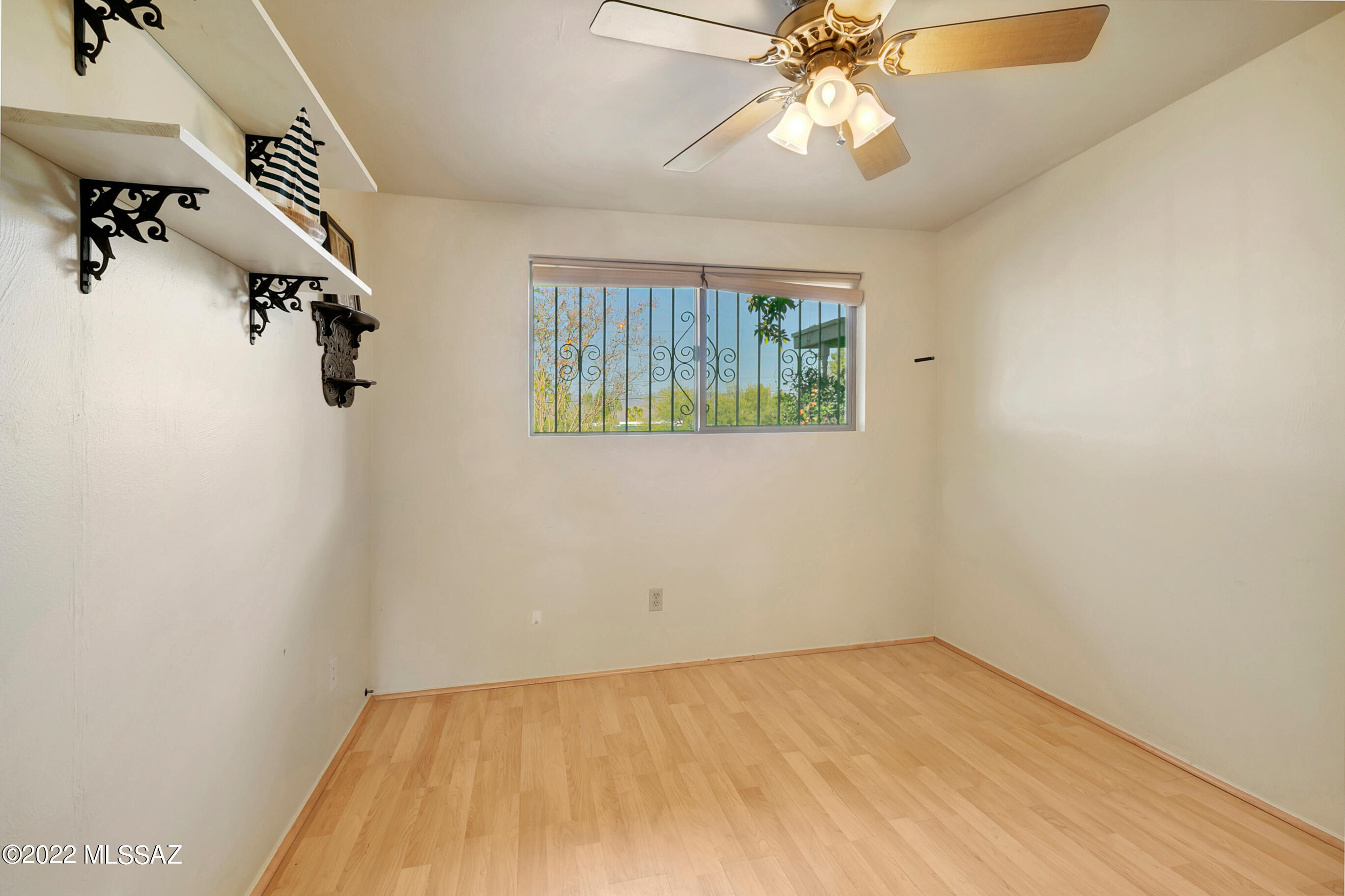 Braewood Terrace (1-107) - Residential