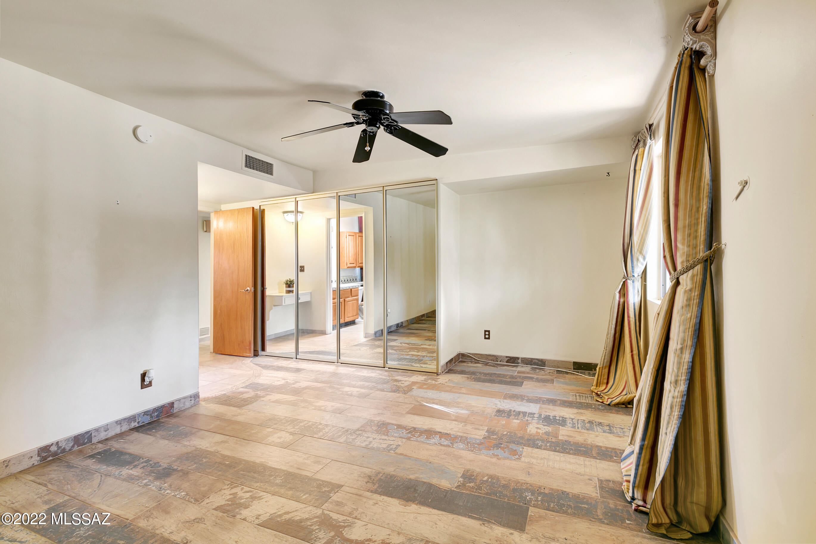 Braewood Terrace (1-107) - Residential