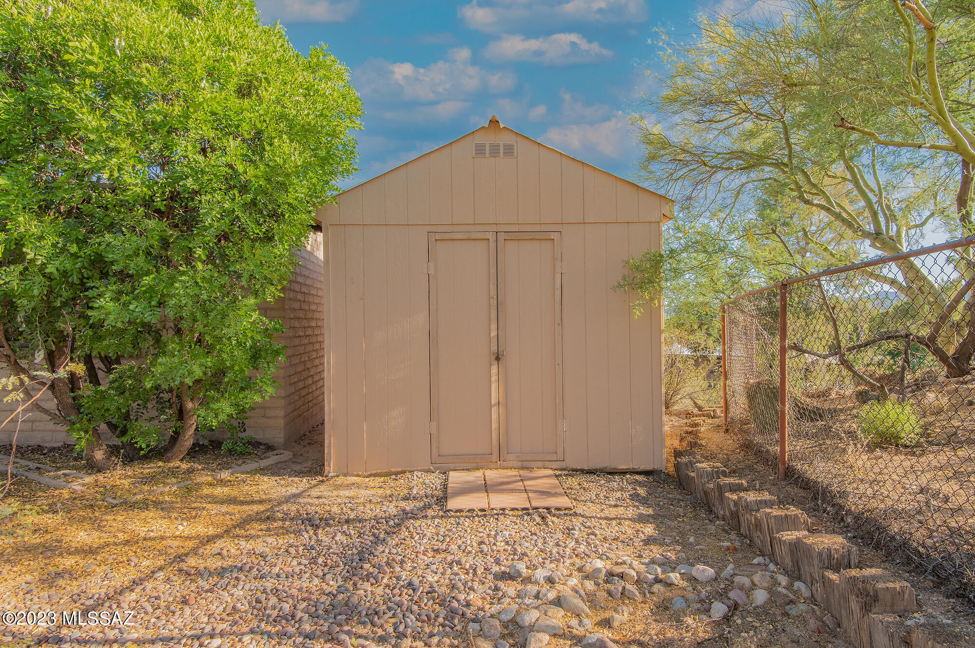 Casas Adobes Park (416-540) - Residential