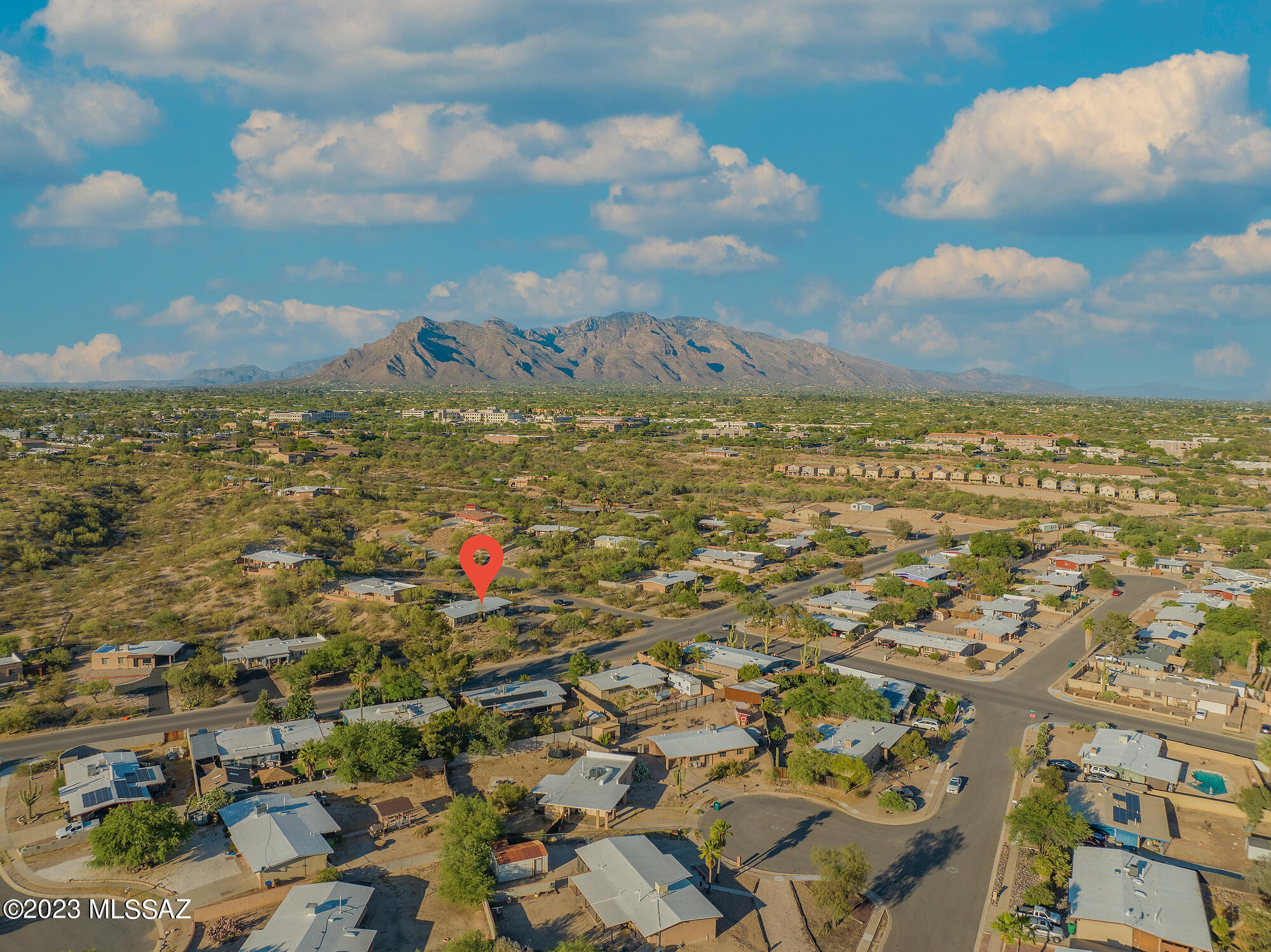 Casas Adobes Park (416-540) - Residential
