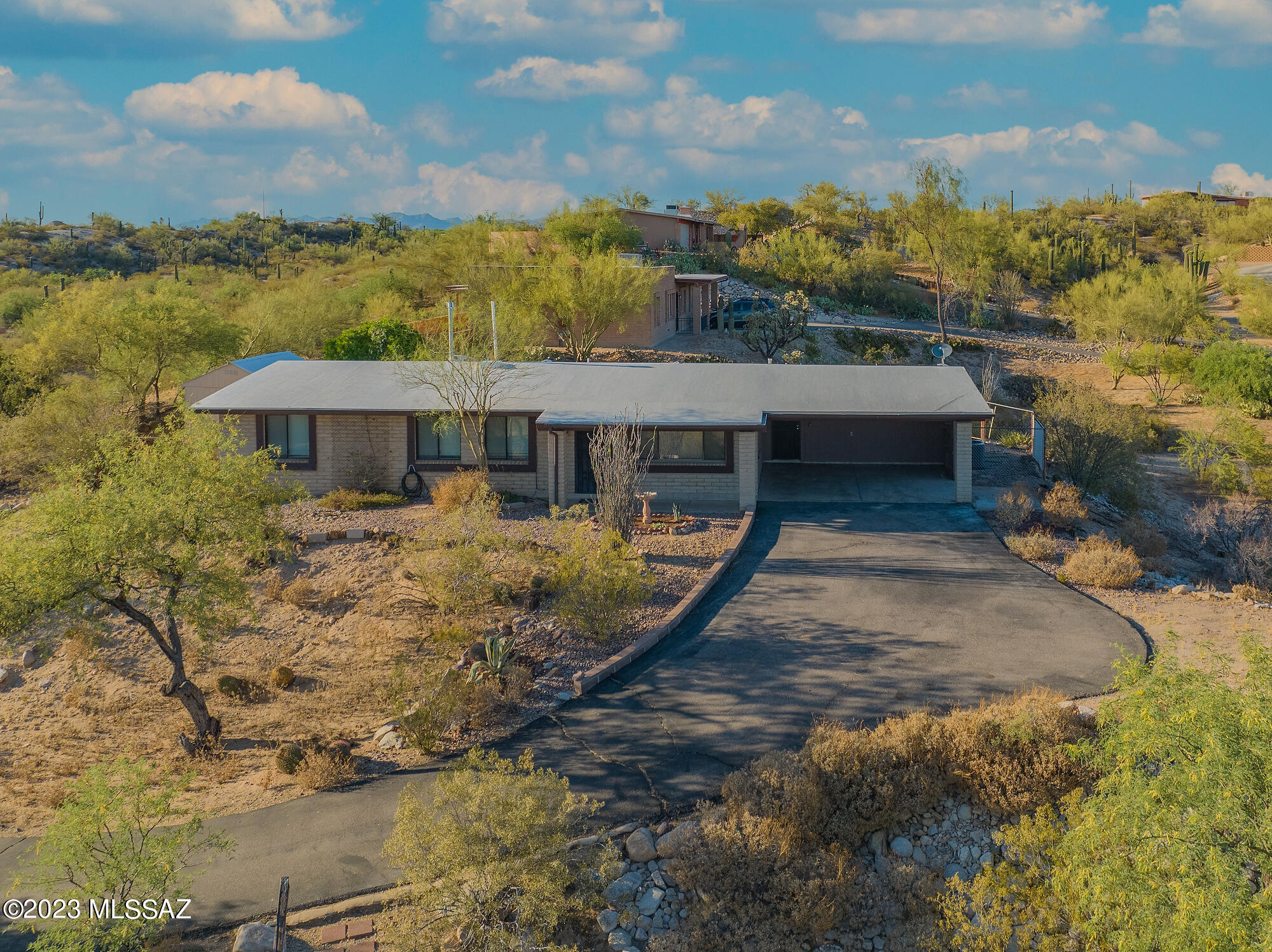 Casas Adobes Park (416-540) - Residential