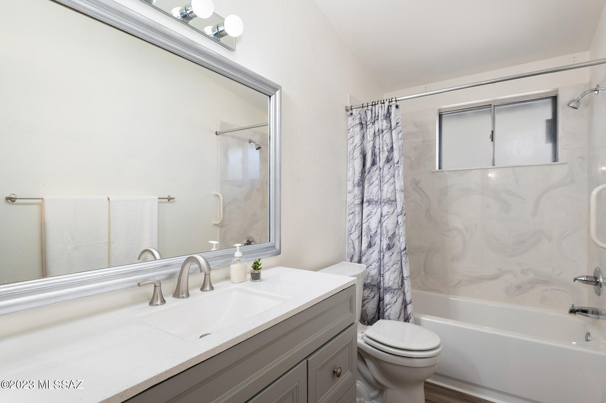 Casas Adobes Park (416-540) - Residential