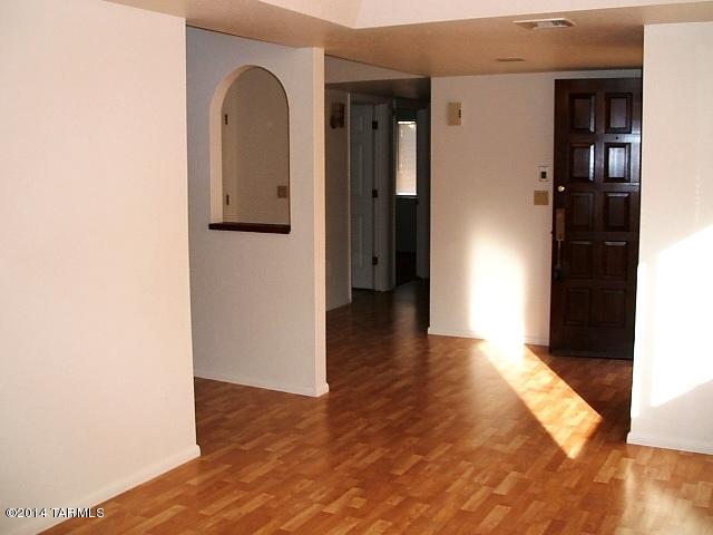 Built in 1984, gated Community, 2-story, ceramic tile in kitchen and dining area with wood flooring in the living area with a fireplace. Kitchen has dishwasher, fridge, and oven/stove. 2 bedrooms downstairs, master upstairs with a private balcony and updated bathroom vanity, close to Downtown. Assigned parking, no more than 2 vehicles allowed. 2 pet HOA restriction, Pets are subject to approval. SHORT TERM LEASE AT $800/MO w/ Security Deposit $1,045 (6month max). 1 YEAR LEASE CONSIDERED AT $950/MO w/ Security Deposit $1,195. ***RENTAL RATES REFLECT A $65 CONCESSION FOR TENANT'S AGREEMENT TO CHANGE HVAC FILTERS MONTHLY. RENTAL RATES ARE $65/MO HIGHER THAN STATED W/O CONCESSION***