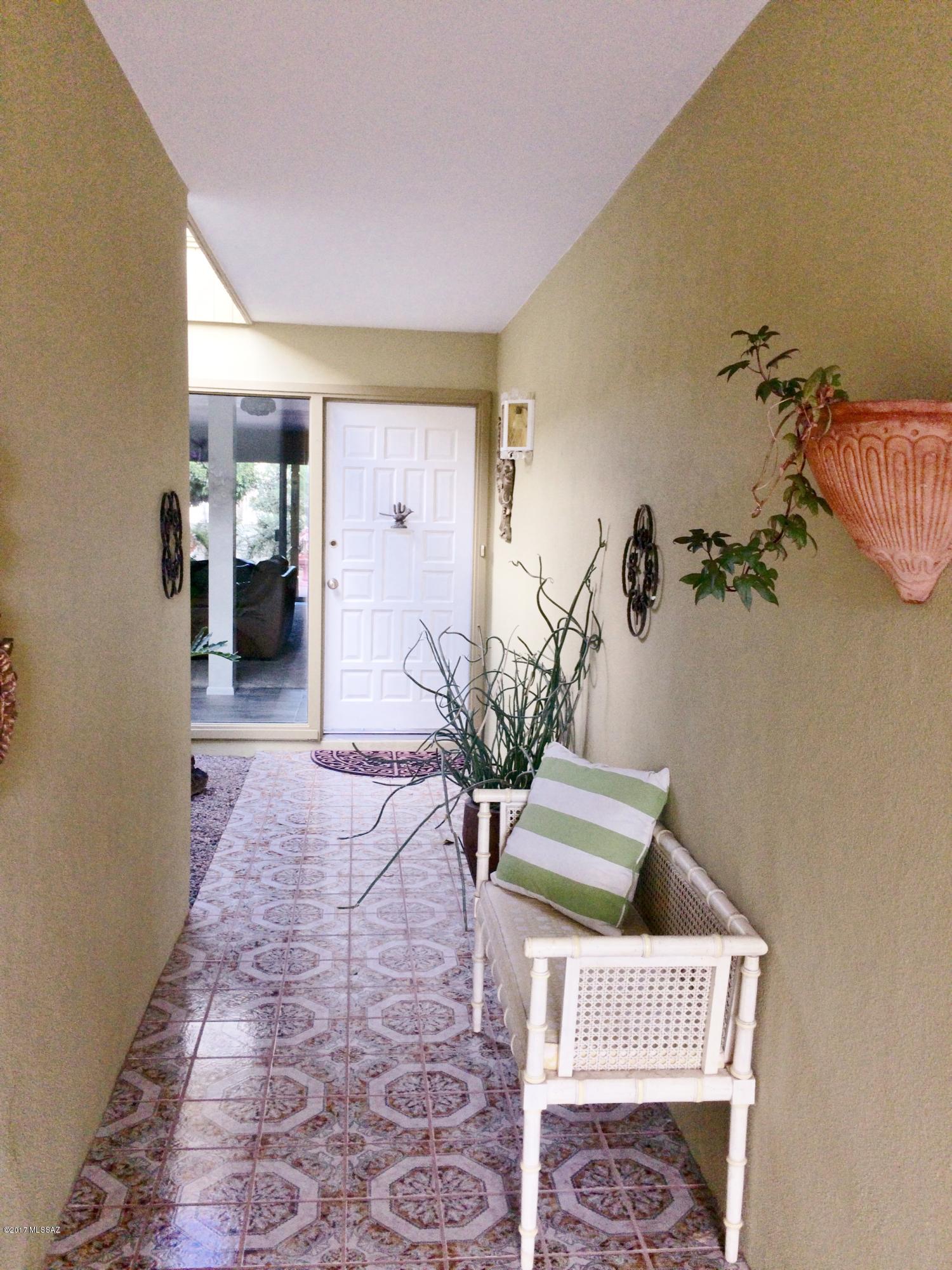 Casas De Oro(1-2) - Residential