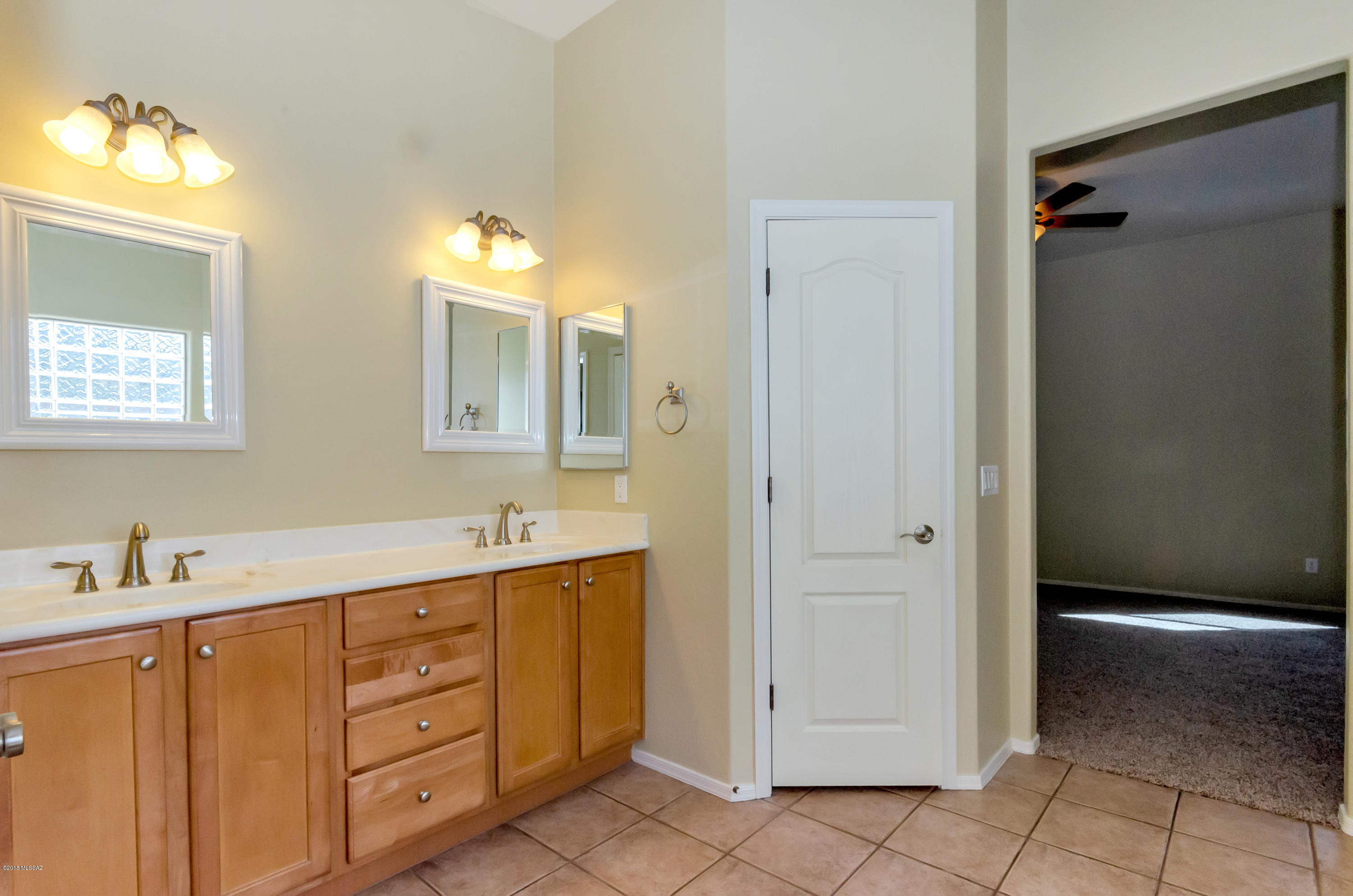 Continental Reserve Blk. 1 & 7 (1-61) - Residential