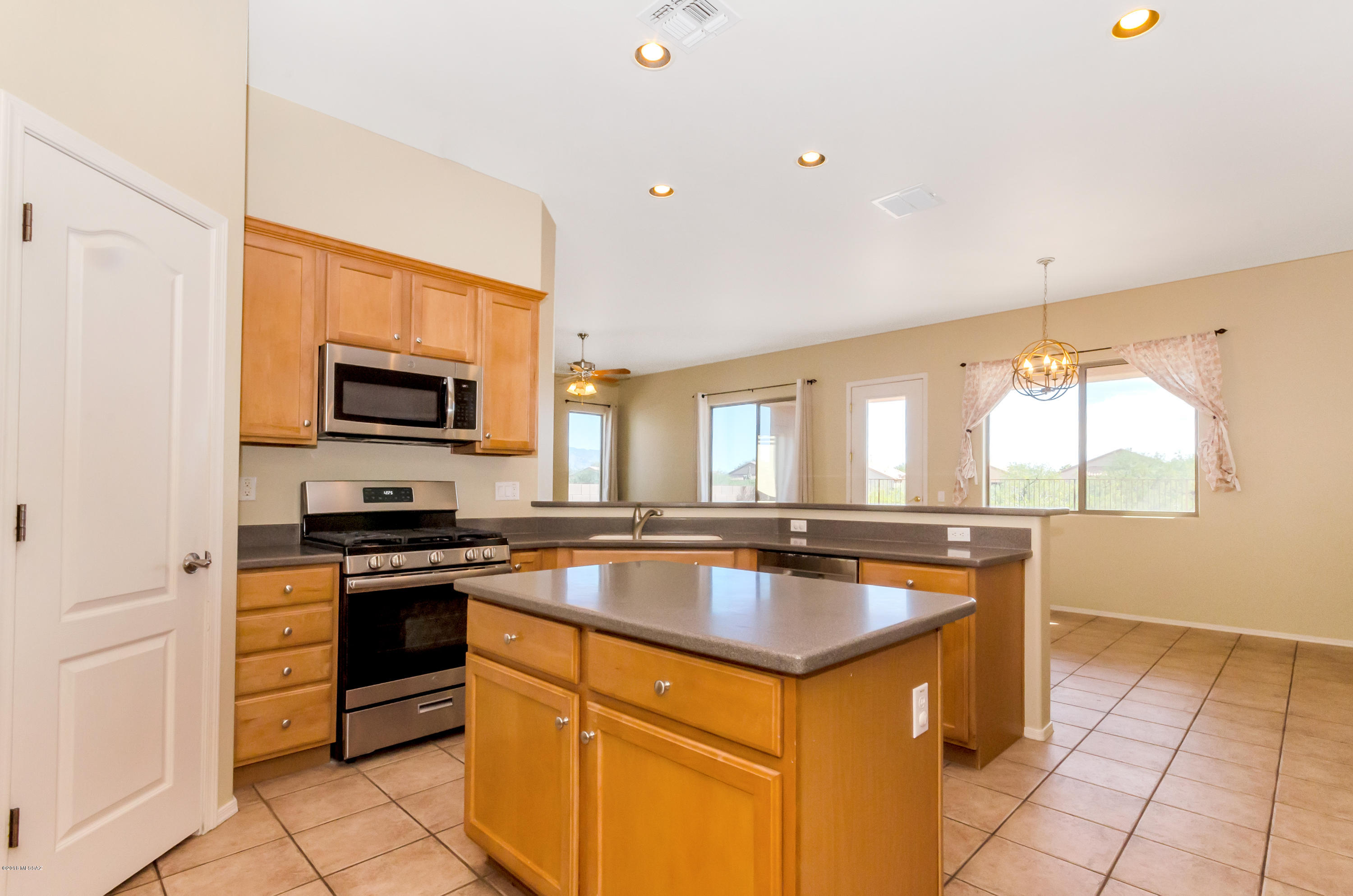 Continental Reserve Blk. 1 & 7 (1-61) - Residential