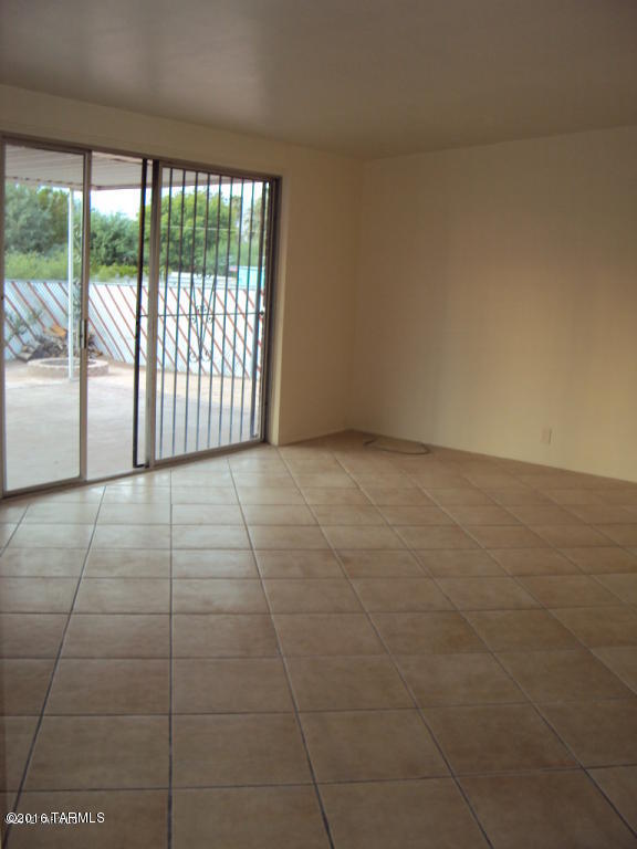 Longview Estates (194-470) - Residential Lease