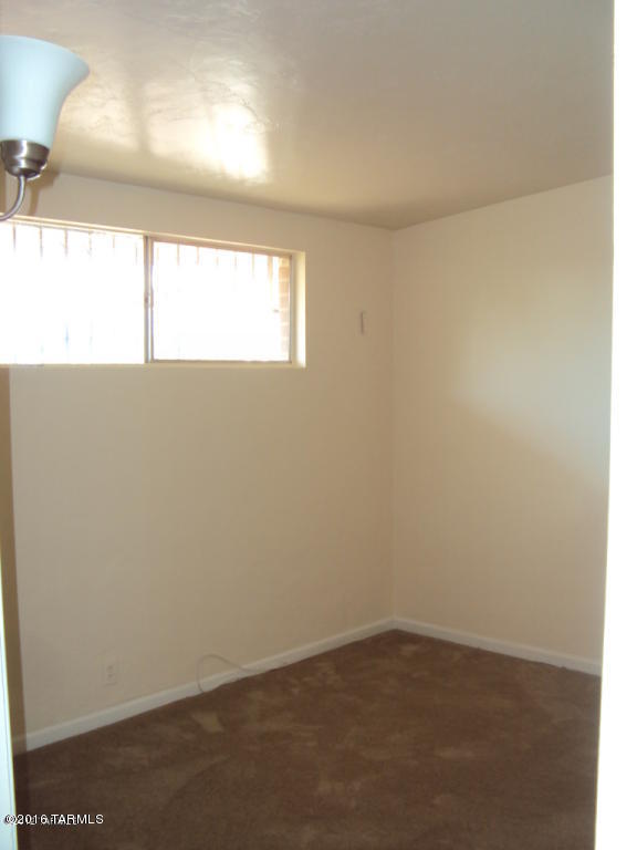 Longview Estates (194-470) - Residential Lease