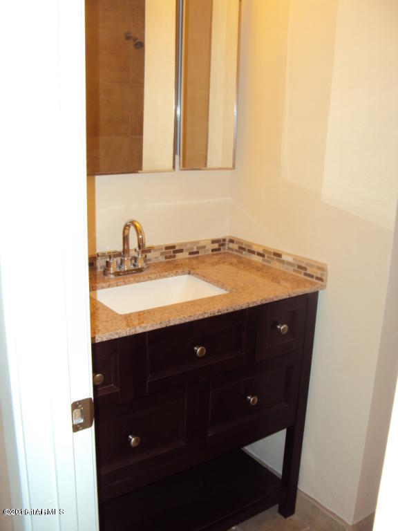 Longview Estates (194-470) - Residential Lease