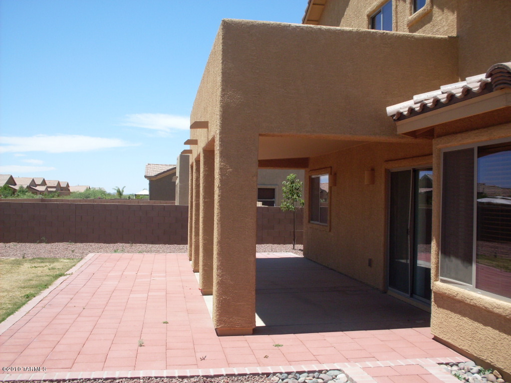 Empire Vista (1-153) - Residential Lease