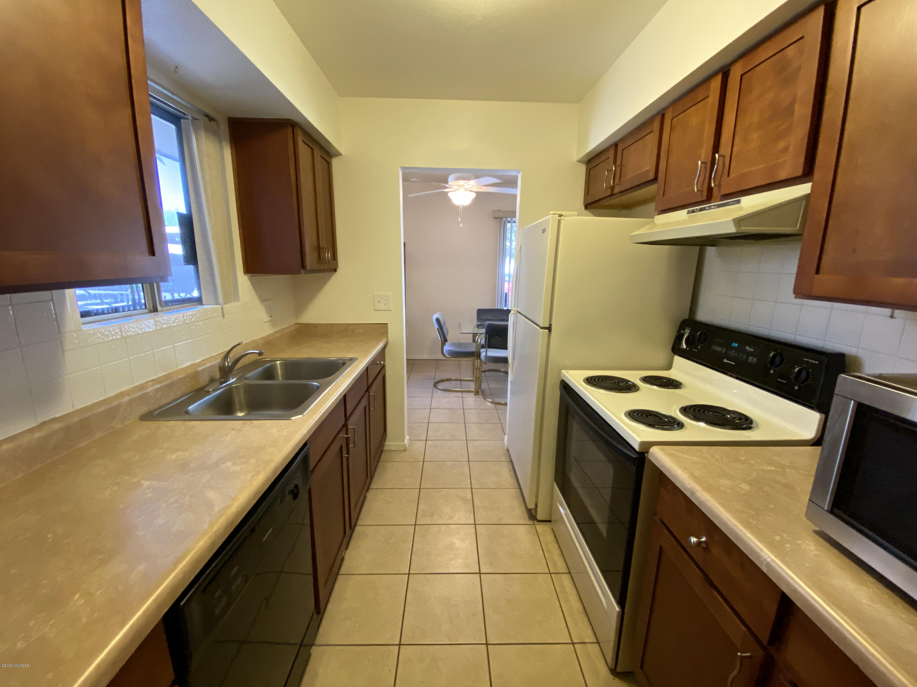 Shirley Manor Townhouses (1-52) - Residential
