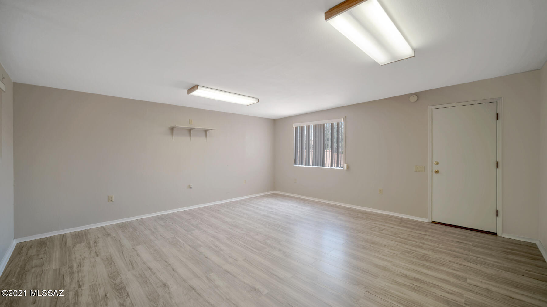 San Ignacio Vistas (101-113,224-228) - Residential