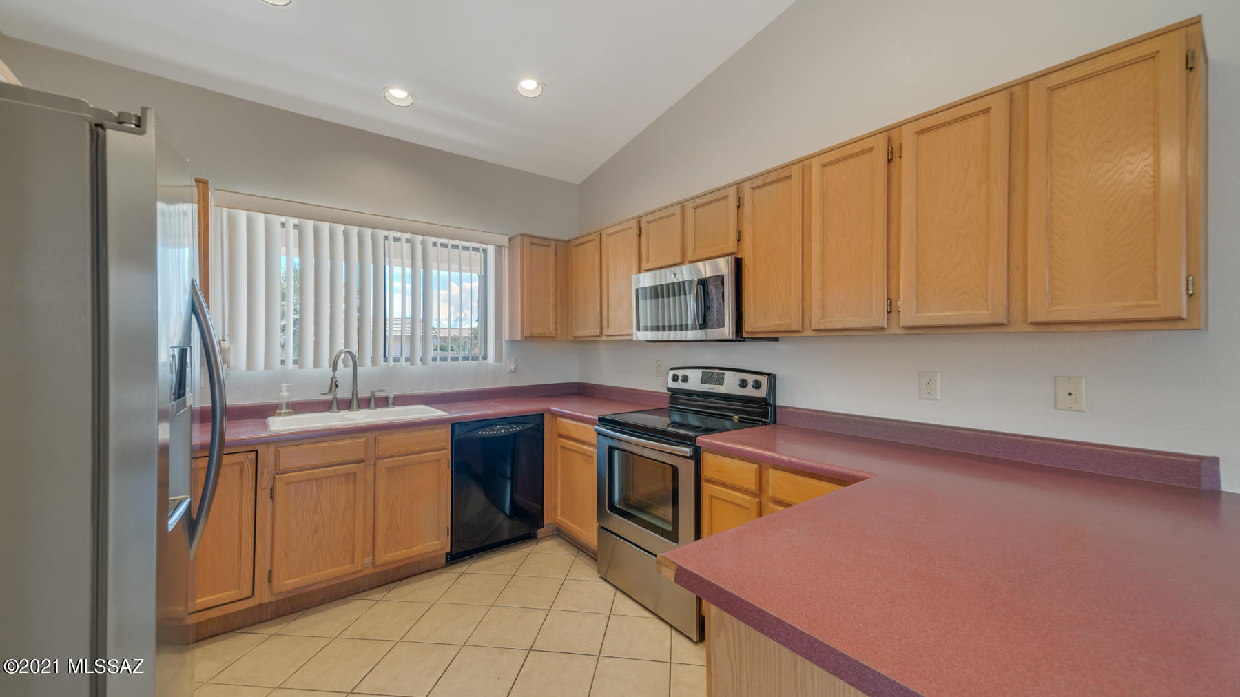 San Ignacio Vistas (101-113,224-228) - Residential