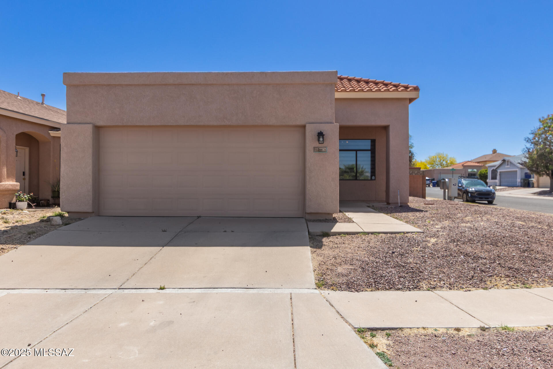 Elliott Homes At Rita Ranch (1-521) - Residential