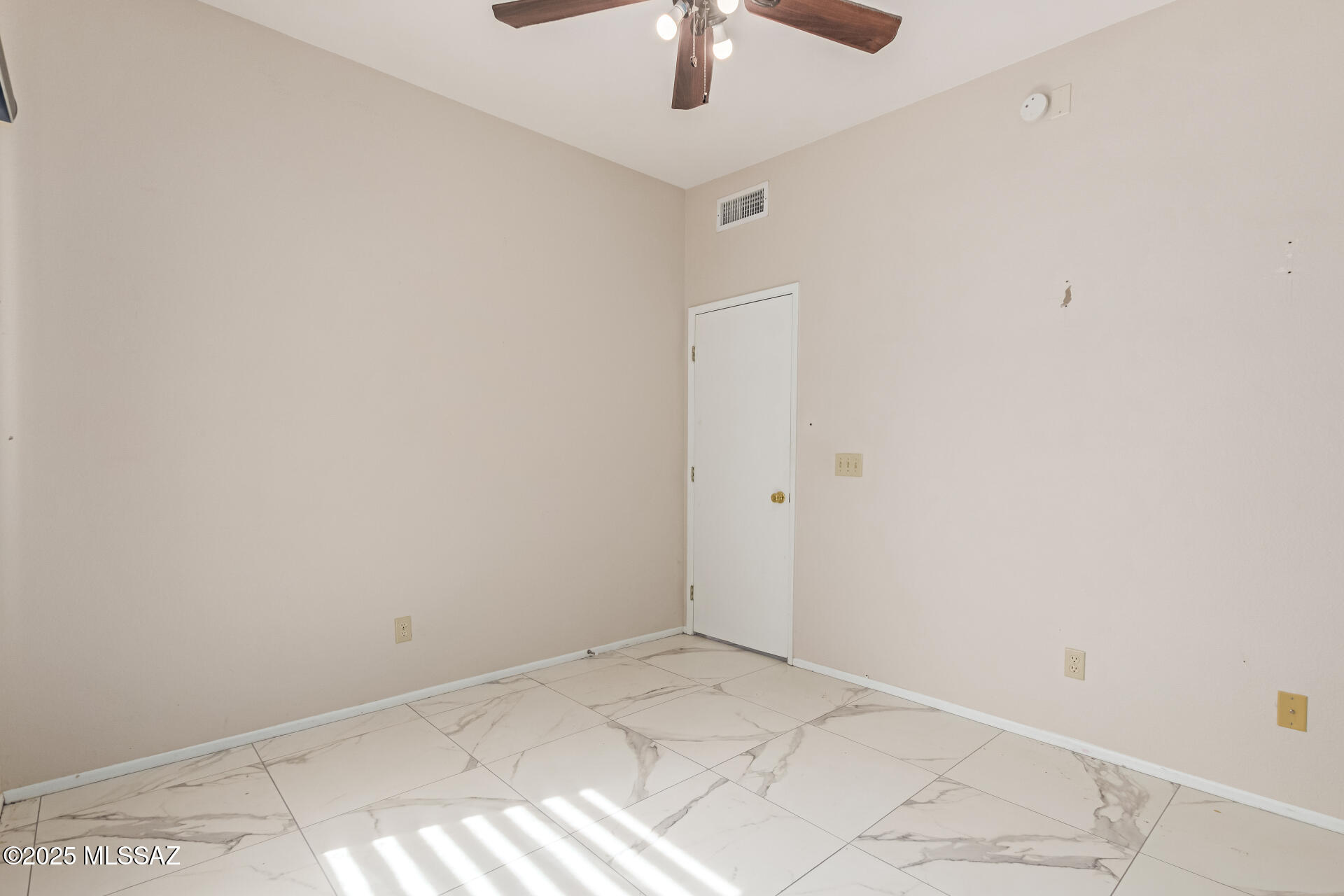 Elliott Homes At Rita Ranch (1-521) - Residential