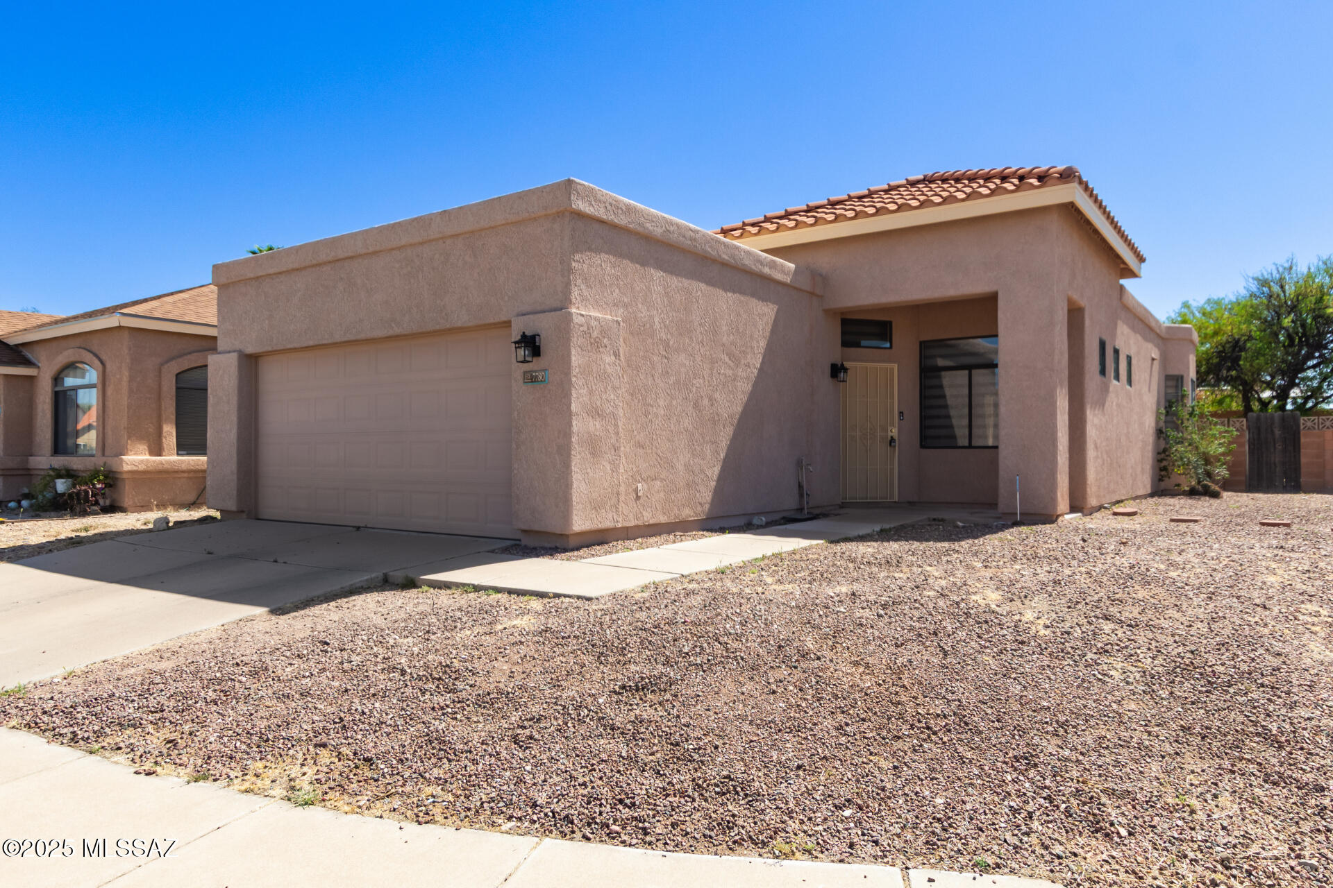 Elliott Homes At Rita Ranch (1-521) - Residential