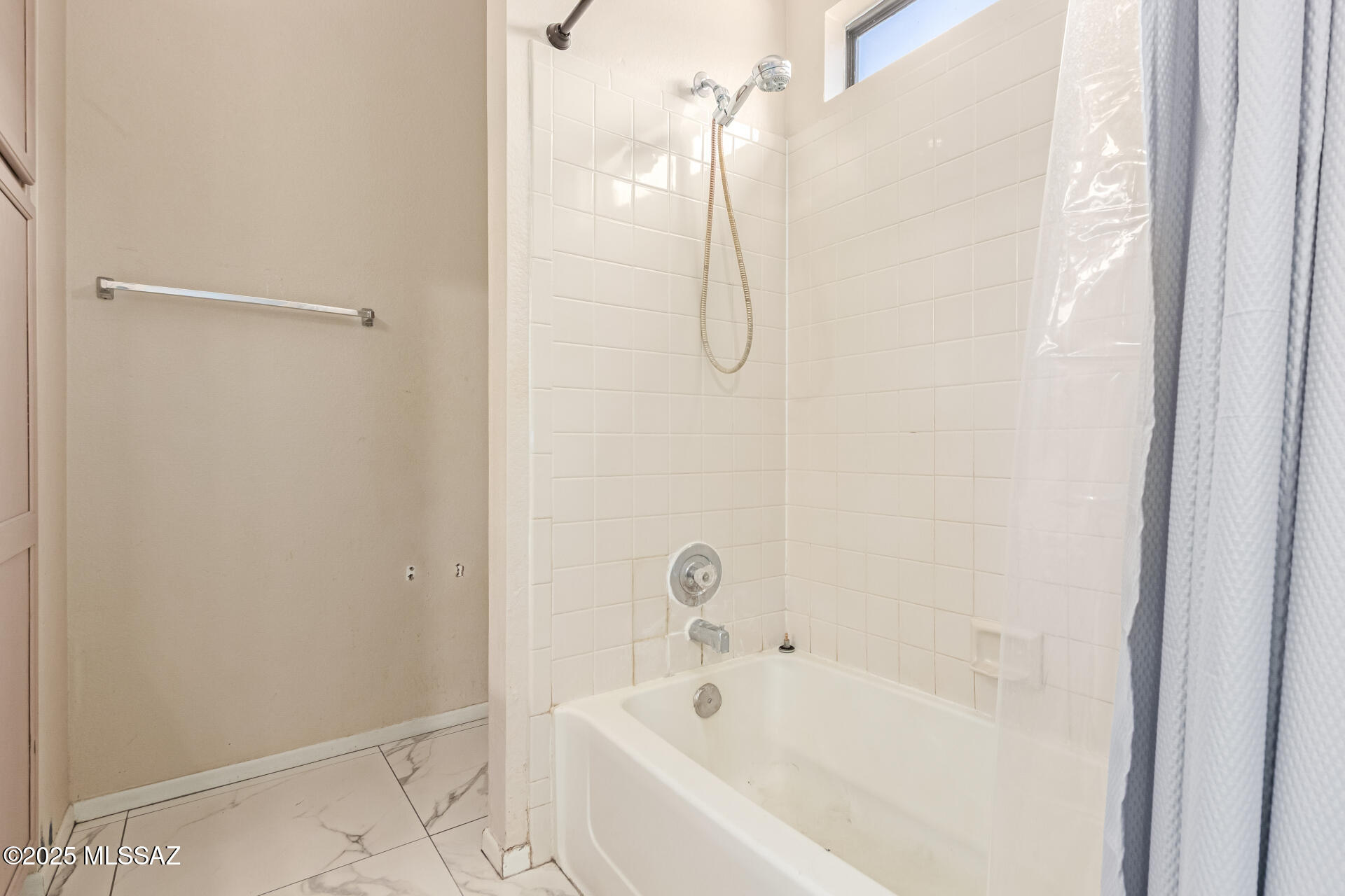 Elliott Homes At Rita Ranch (1-521) - Residential
