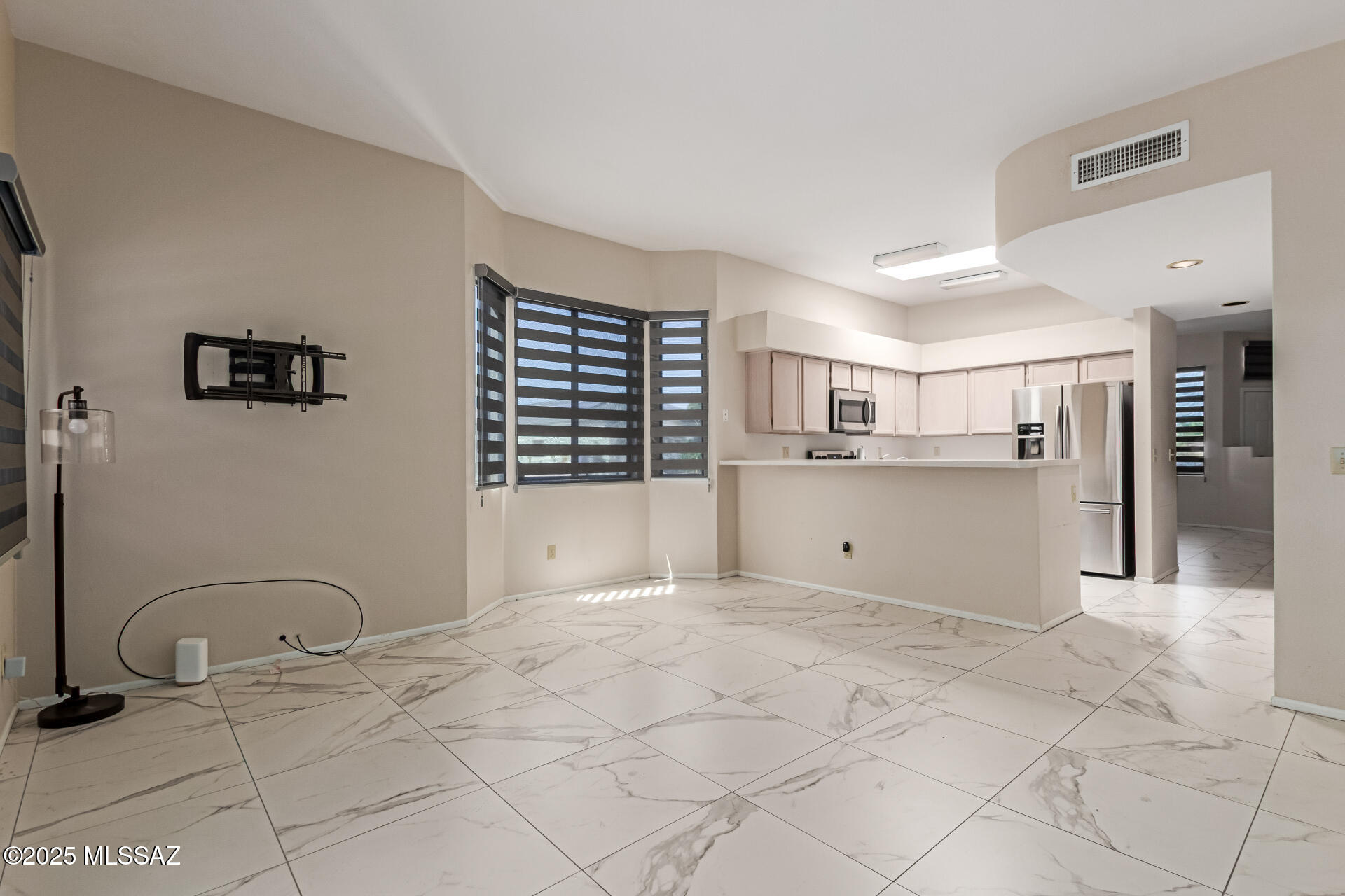 Elliott Homes At Rita Ranch (1-521) - Residential