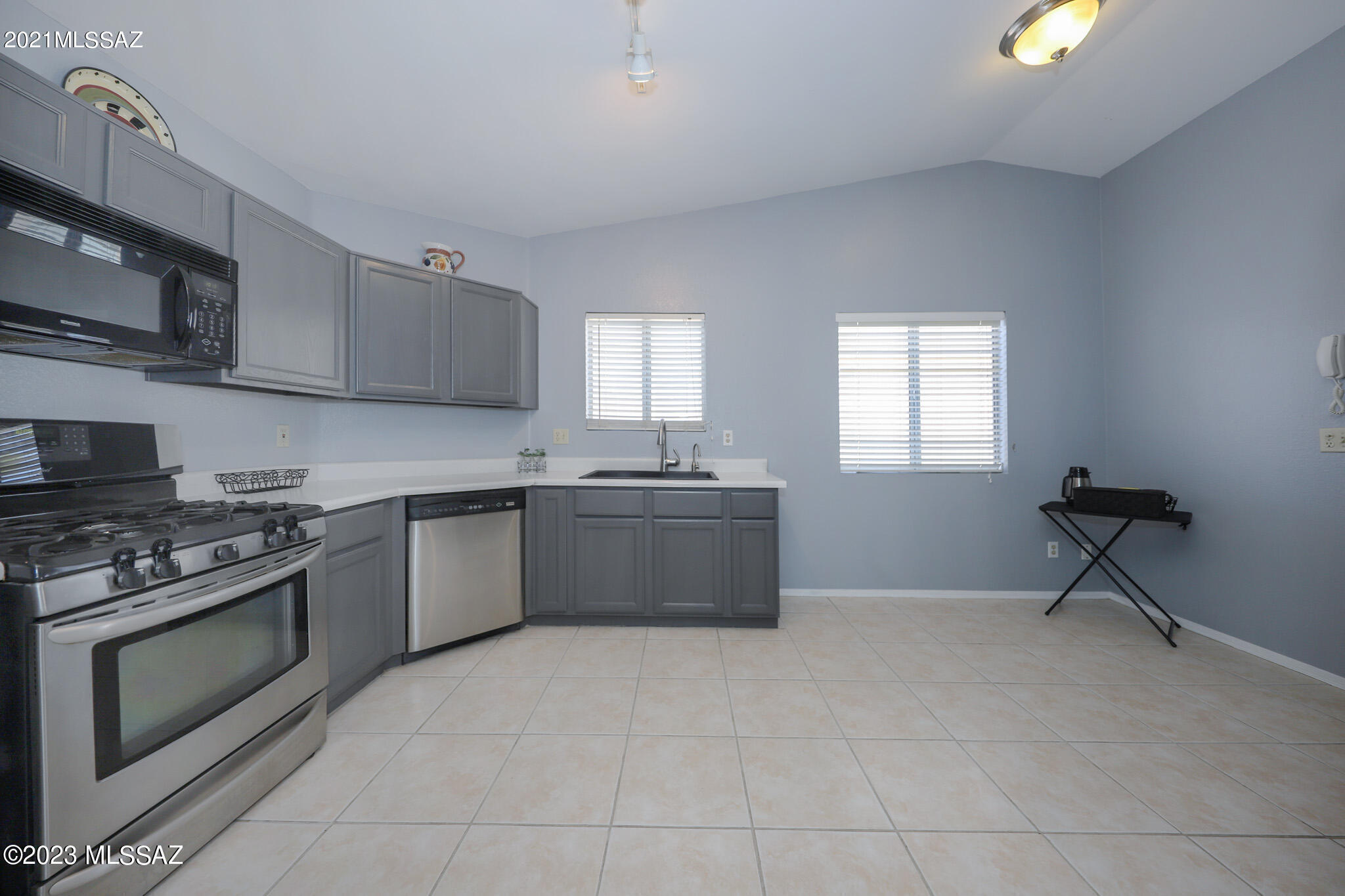 Fairway Groves (91-160) - Residential