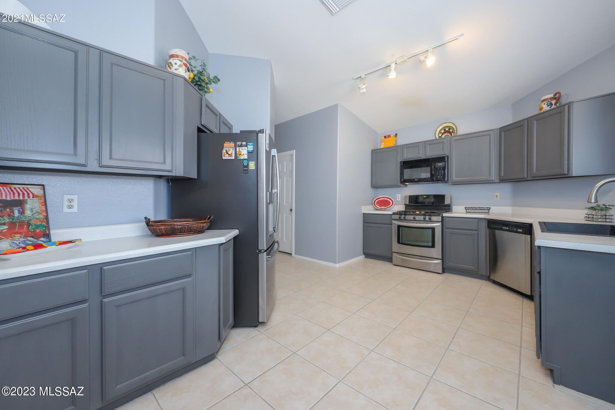 Fairway Groves (91-160) - Residential
