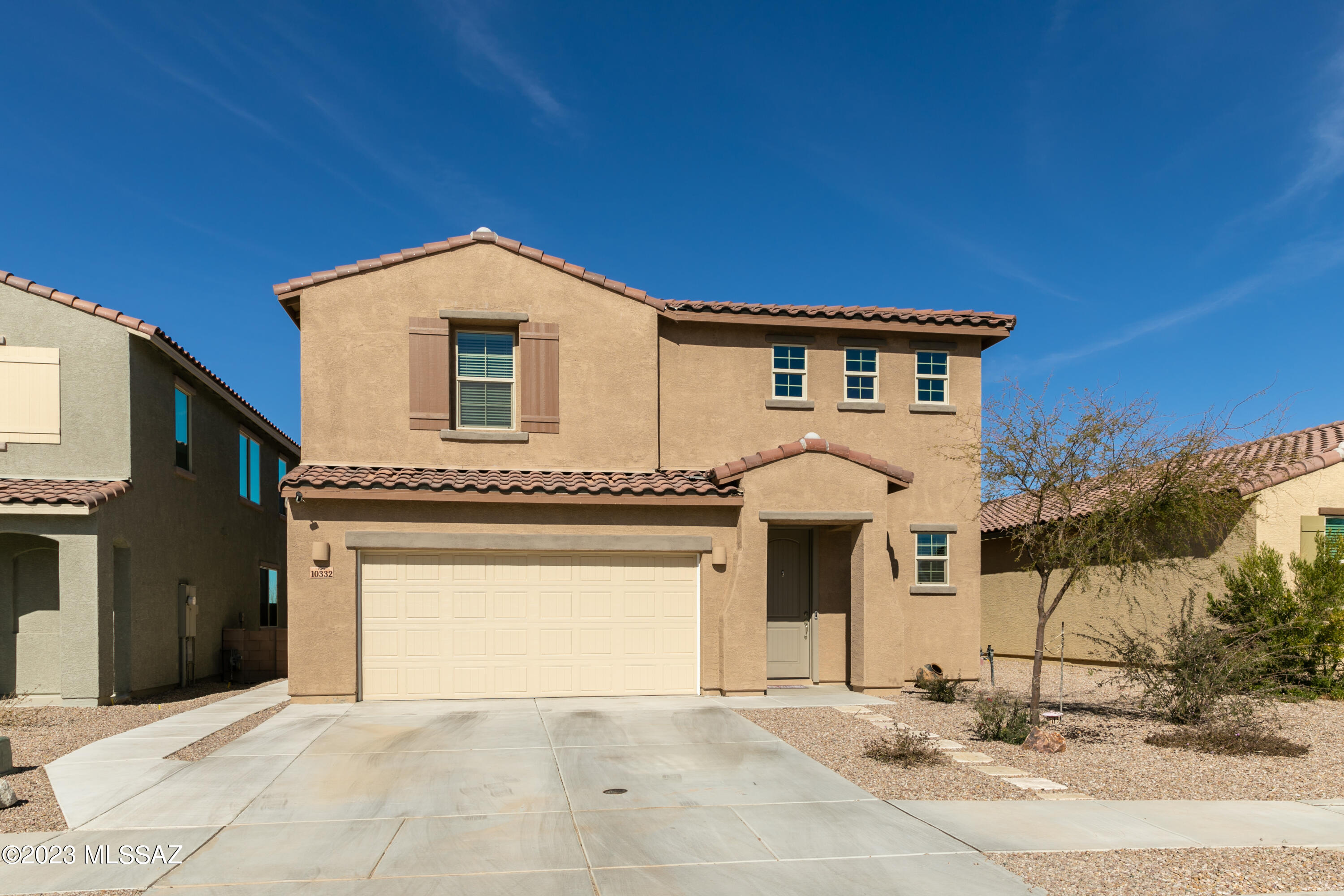 Located in the desirable community of Vail, this stunning home offers plenty of space and style. Downstairs, you'll find an open floorplan with plenty of natural light, and a den. The spacious great room is perfect for entertaining. The kitchen is a chef's dream with granite countertops, stainless steel appliances, walk-in pantry, and plenty of cabinet space. Upstairs is a huge loft and four generously sized bedrooms with large closets. Outside you'll love spending time in the sparkling pool and outdoor kitchen. 3 car tandem garge for extra storage. No rear neighbors! Located in the award-winning Vail School District, this home is just minutes from parks, shopping, and top rated schools.