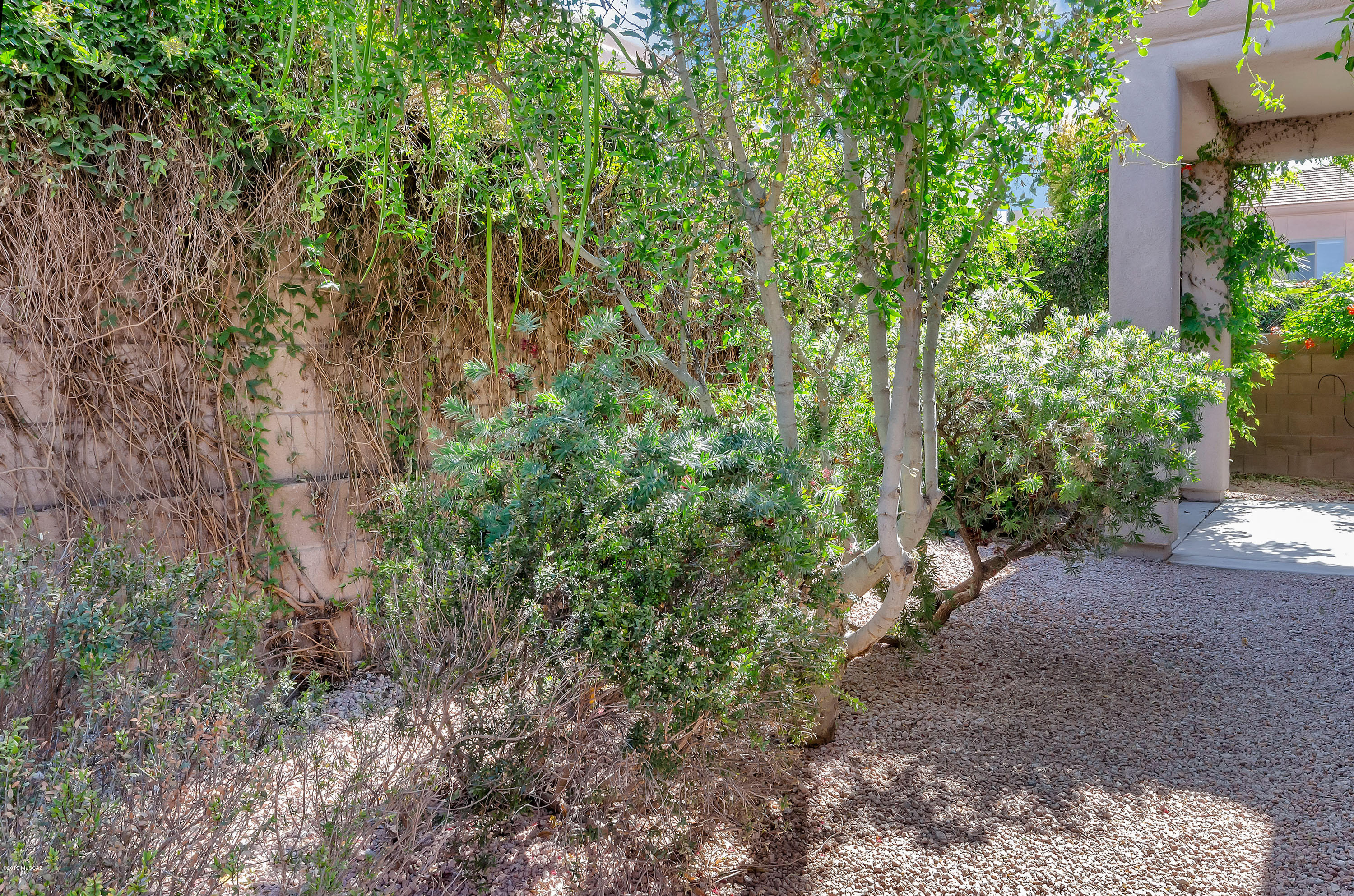Rancho Esperero (1-343) - Residential