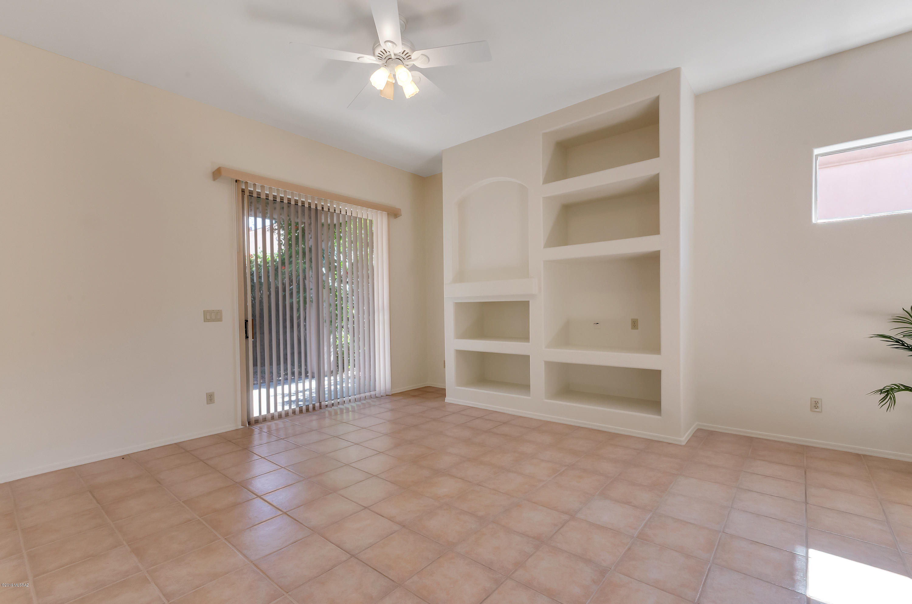 Rancho Esperero (1-343) - Residential