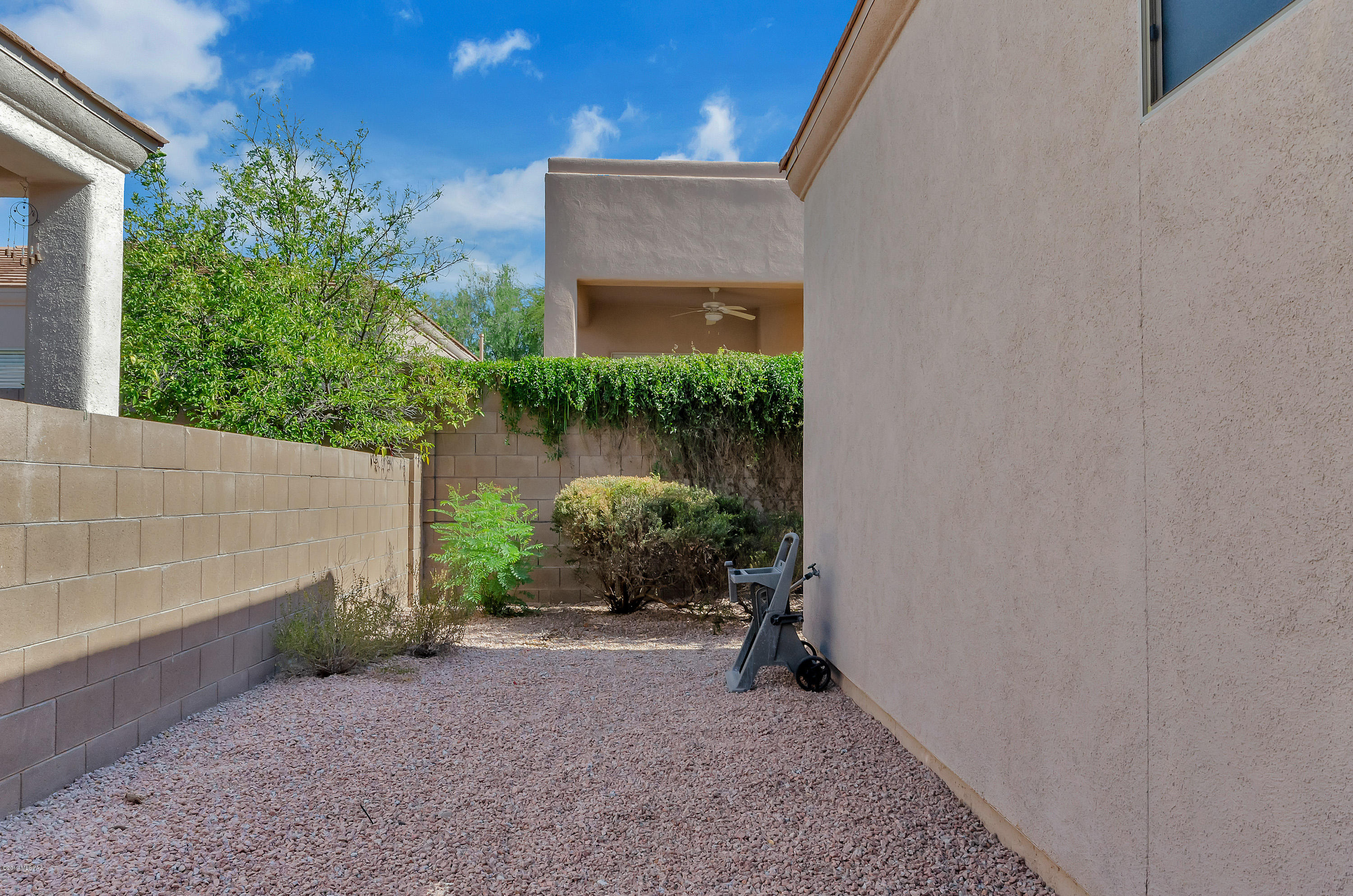 Rancho Esperero (1-343) - Residential