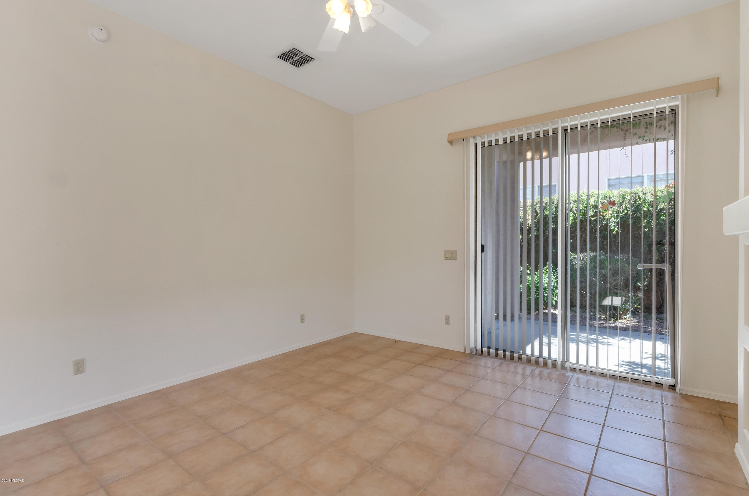 Rancho Esperero (1-343) - Residential