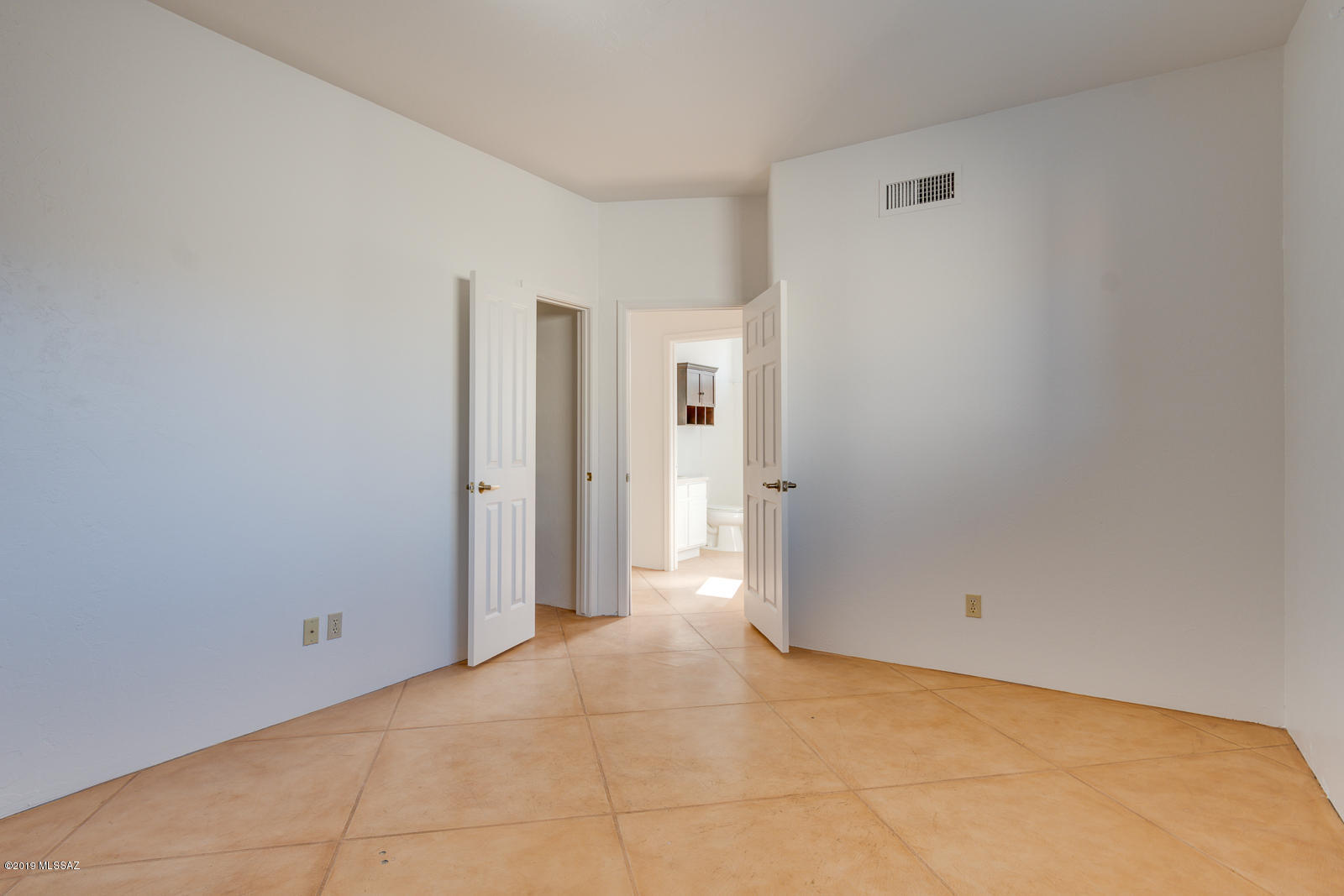 River At North Campbell (1-59) - Residential