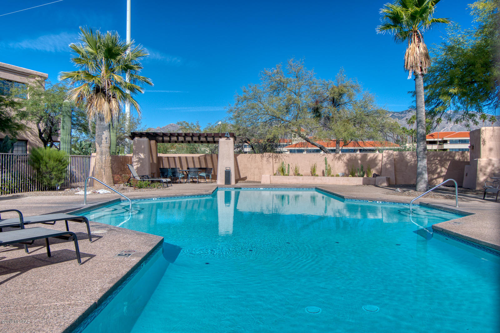 River At North Campbell (1-59) - Residential