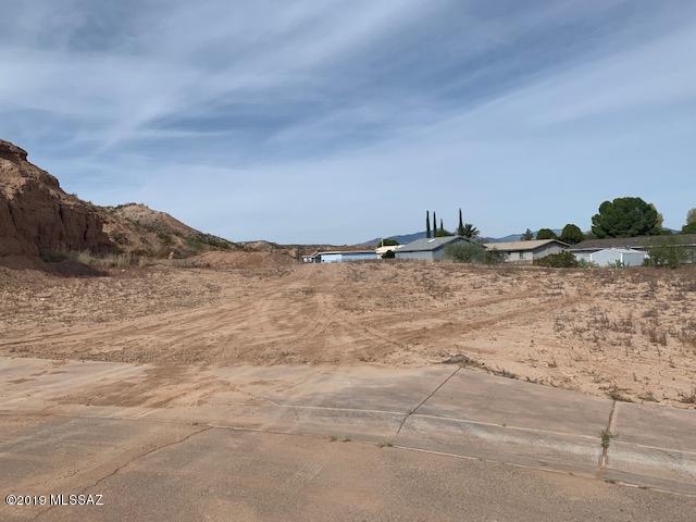Great location, corner lot ready to build. Close to shopping, schools, and medical services. Nice residential area, sidewalks and electric is underground.