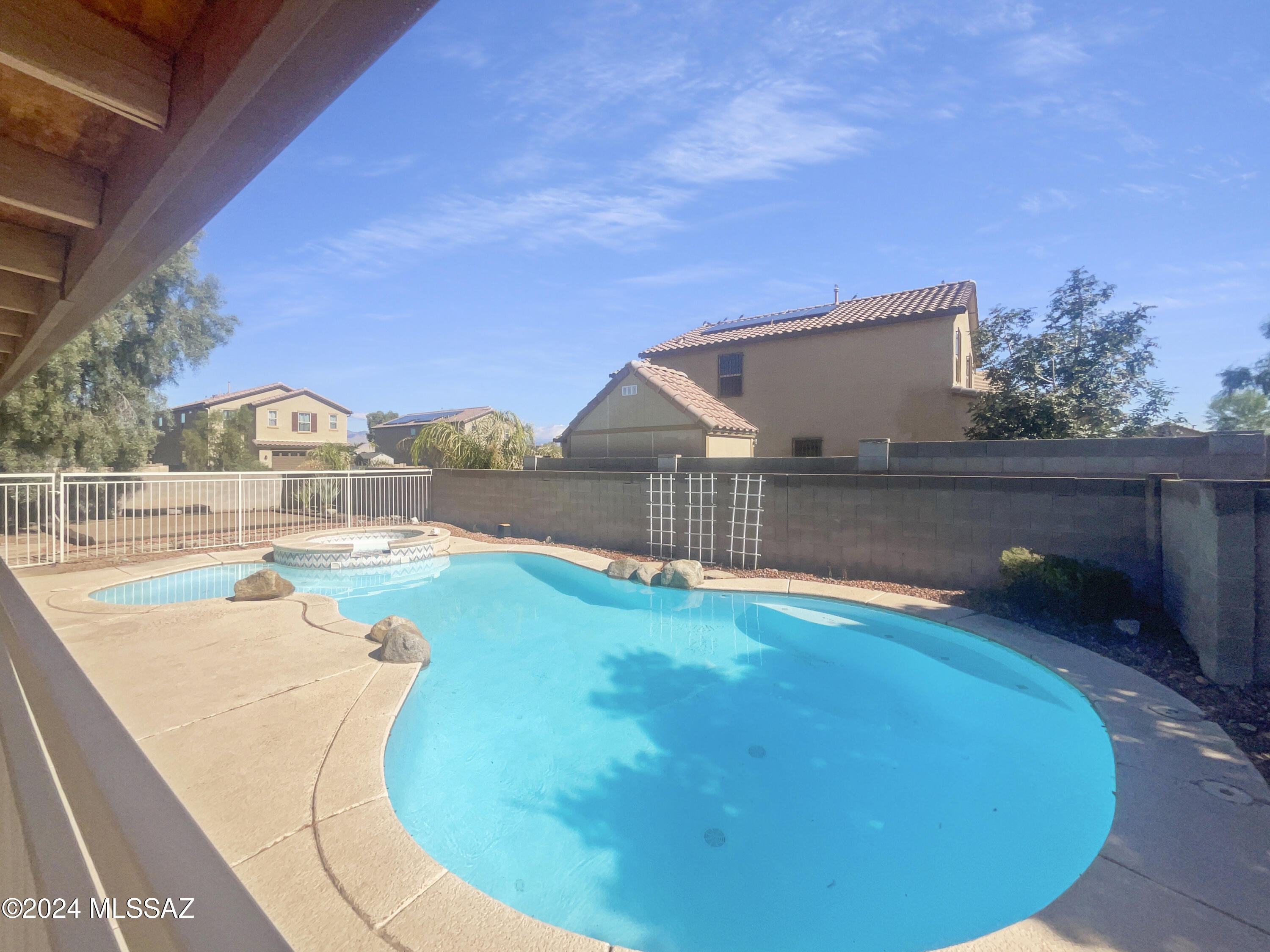 Oakmore At Midvale (1-65) - Residential