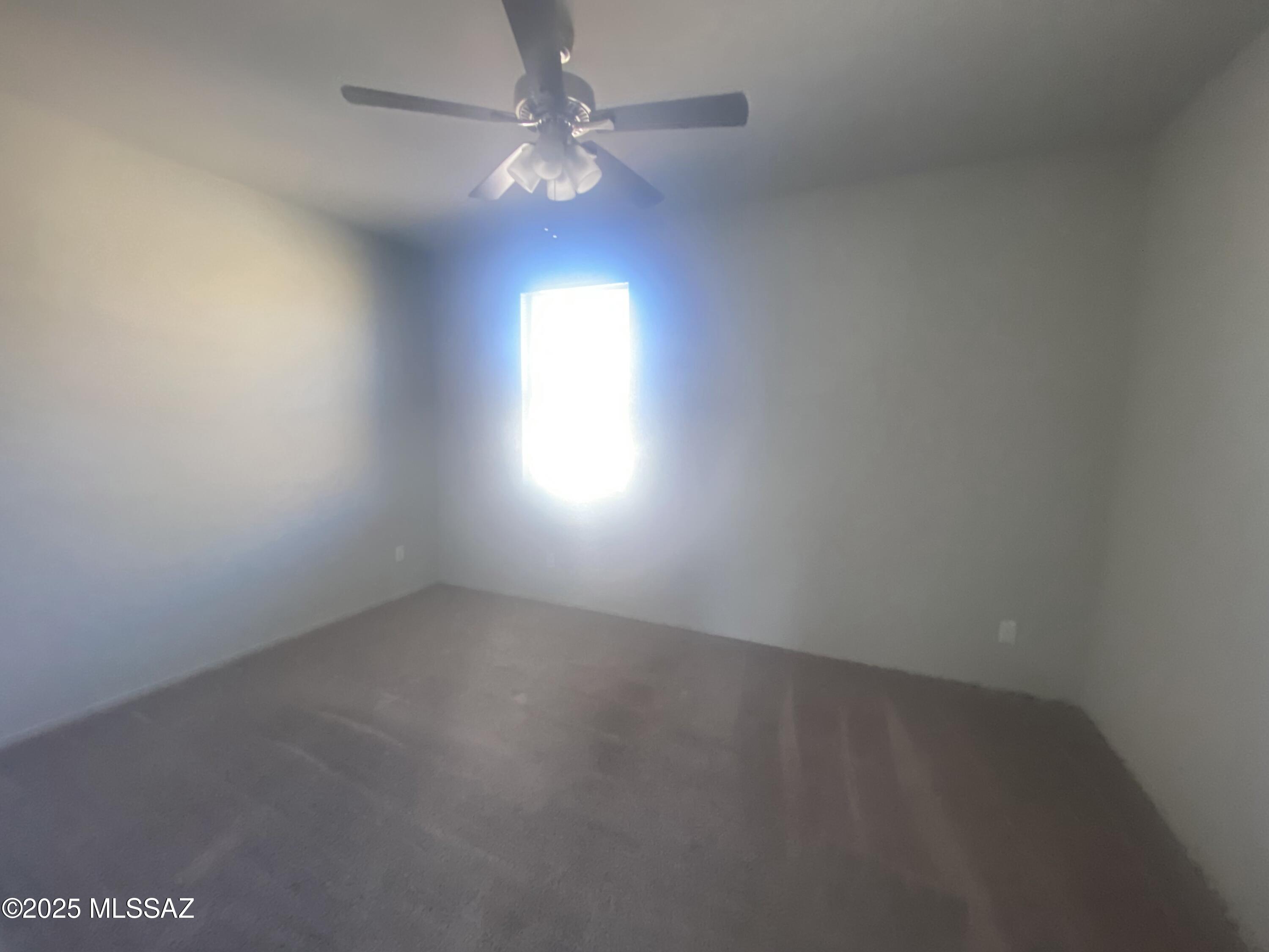 Park Modern SQ20153240738 - Residential Lease