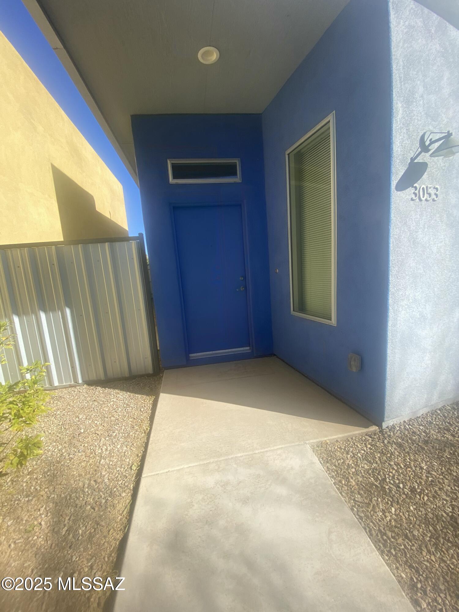 Park Modern SQ20153240738 - Residential Lease
