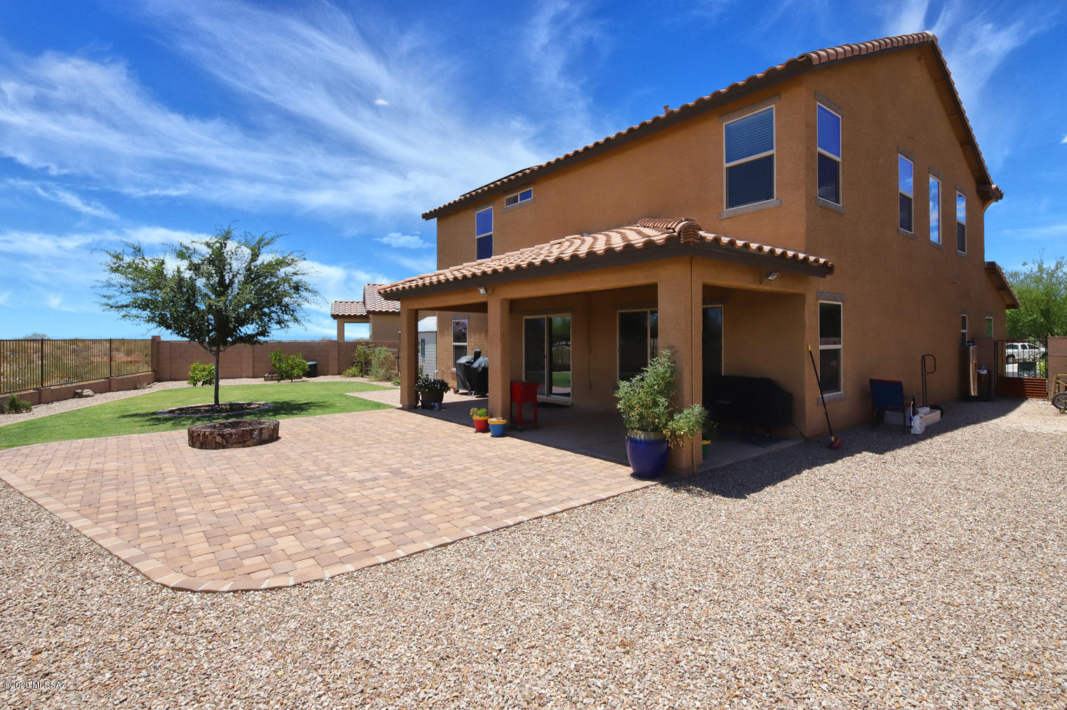 La Cima Esplendora - Residential
