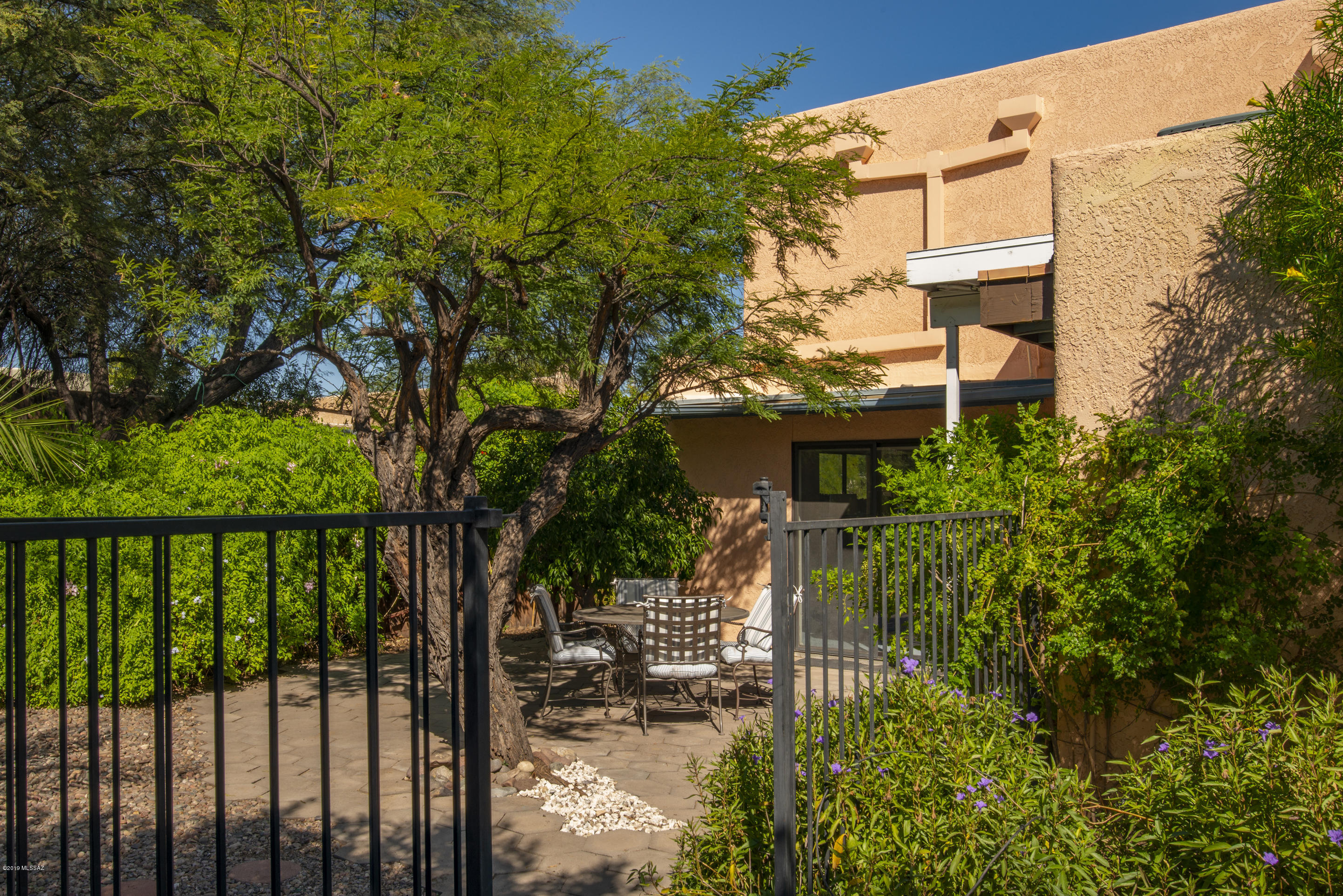 Bentley Place (1-9) - Residential