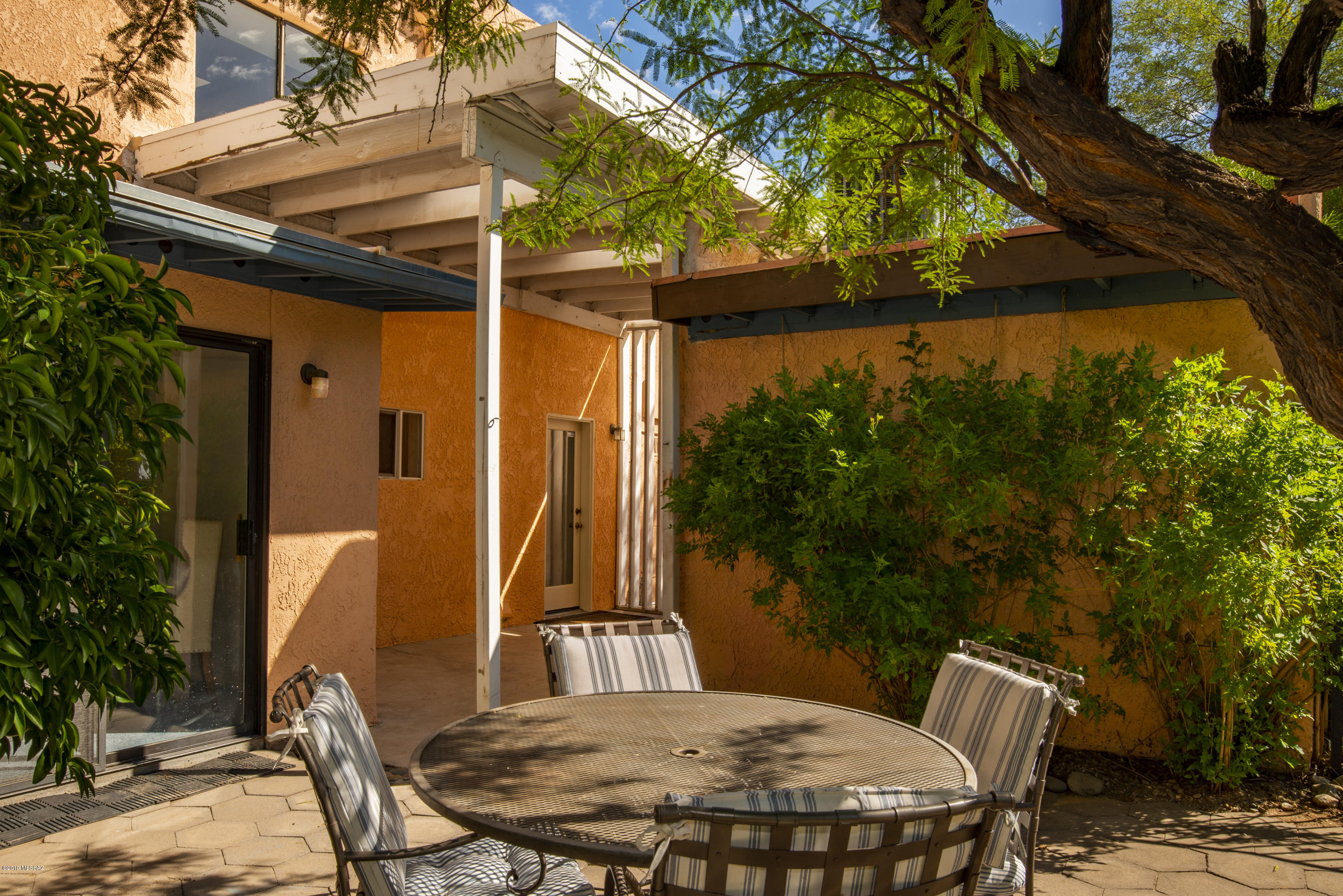 Bentley Place (1-9) - Residential